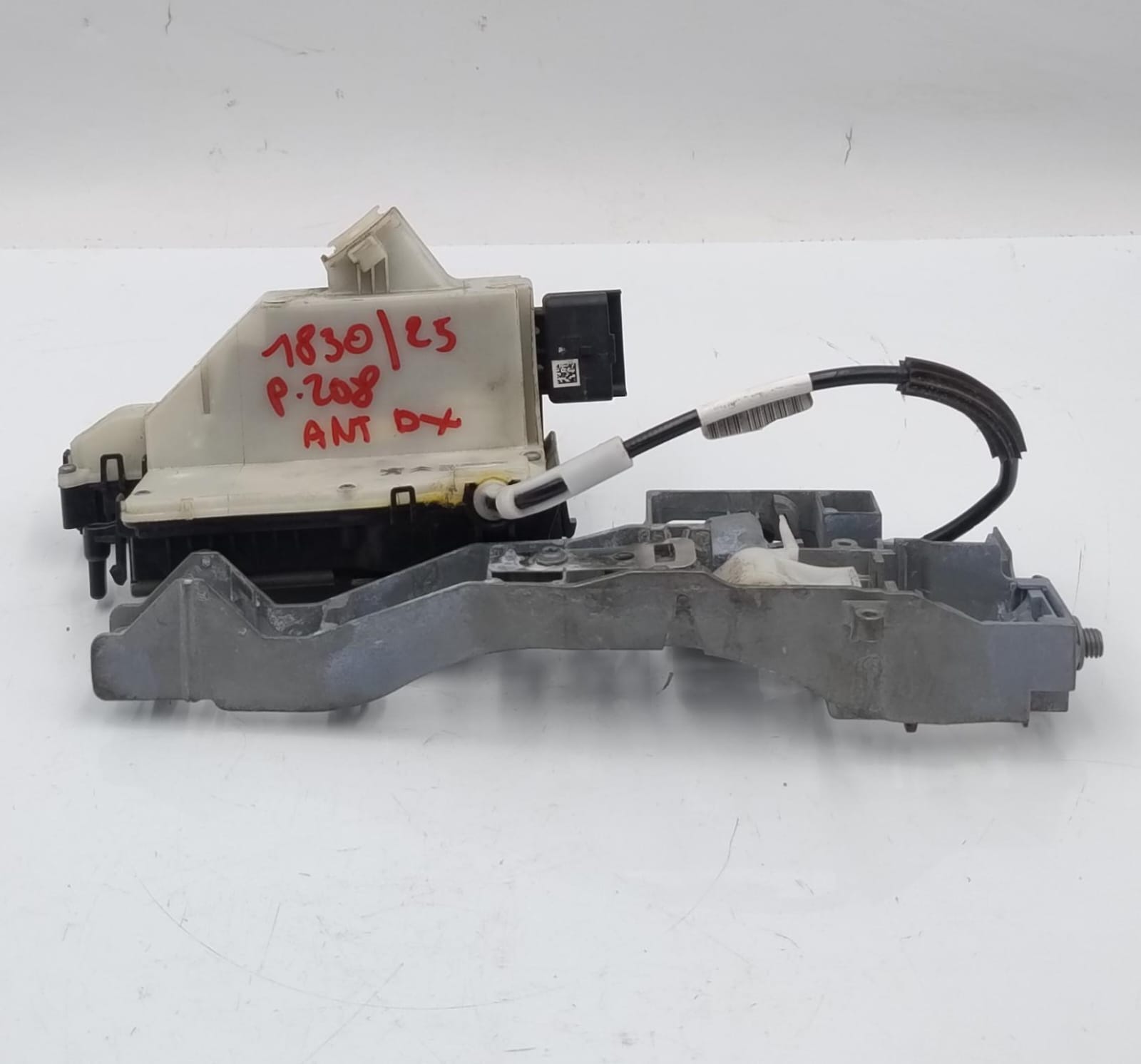 Serratura porta ant. dx.