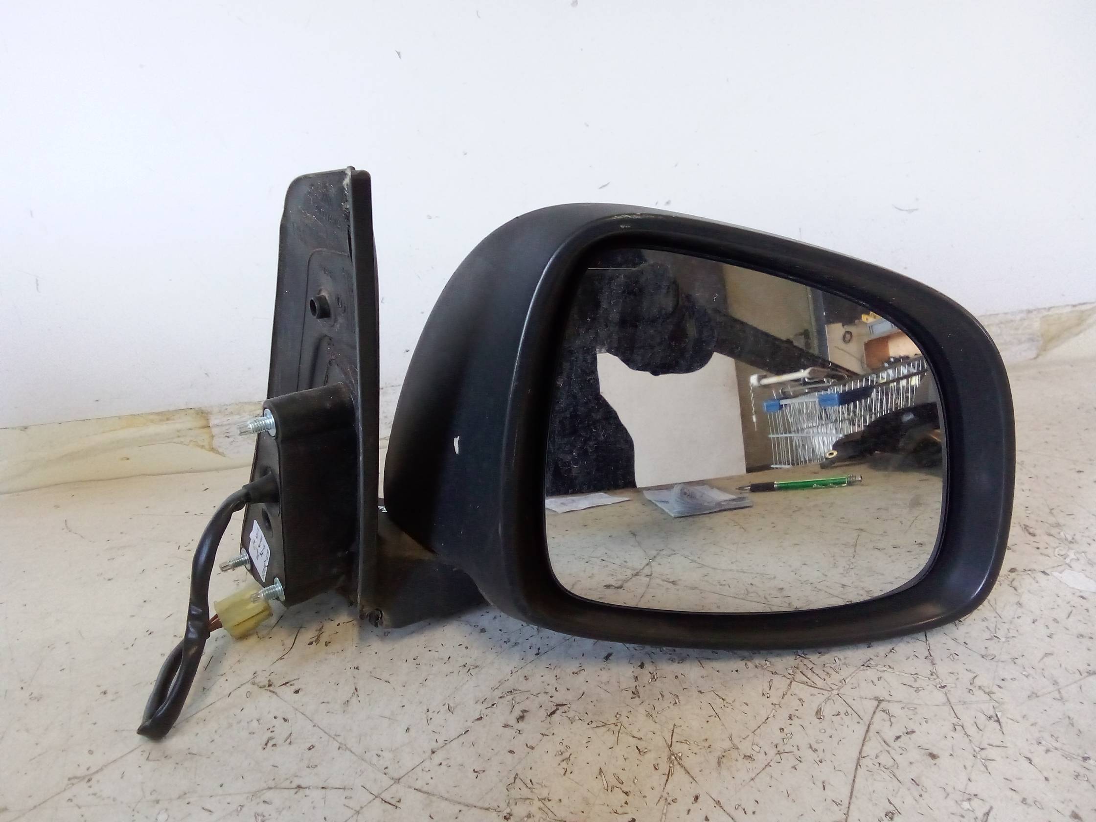 Retrovisore est. regolaz. elettr. dx.