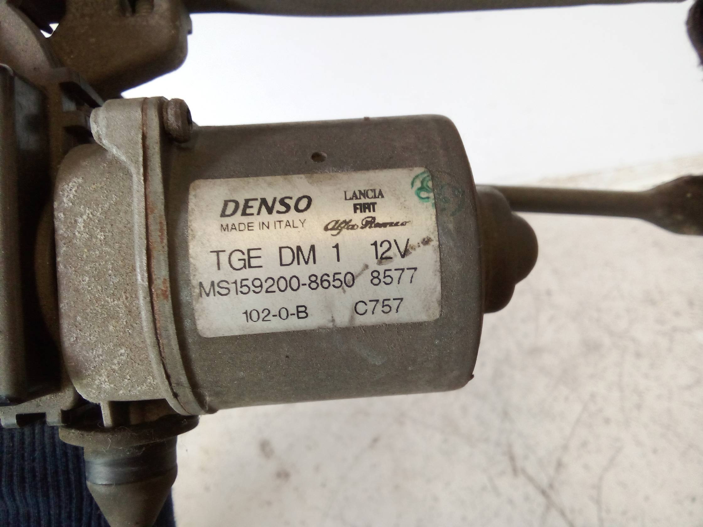 Meccanismo tergiparabrezza con motorino