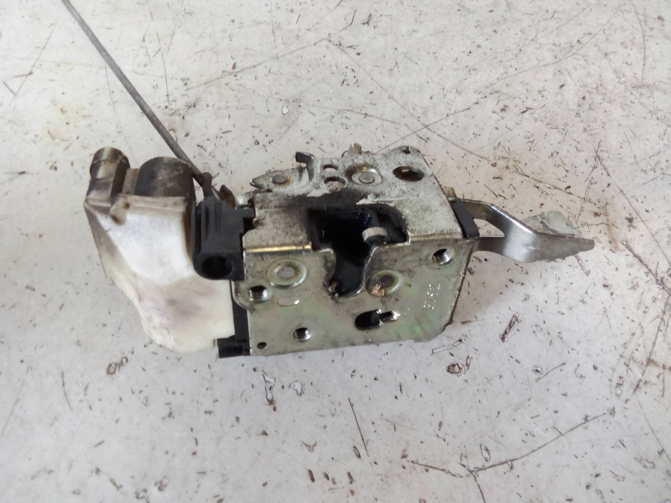 Serratura porta ant. dx.