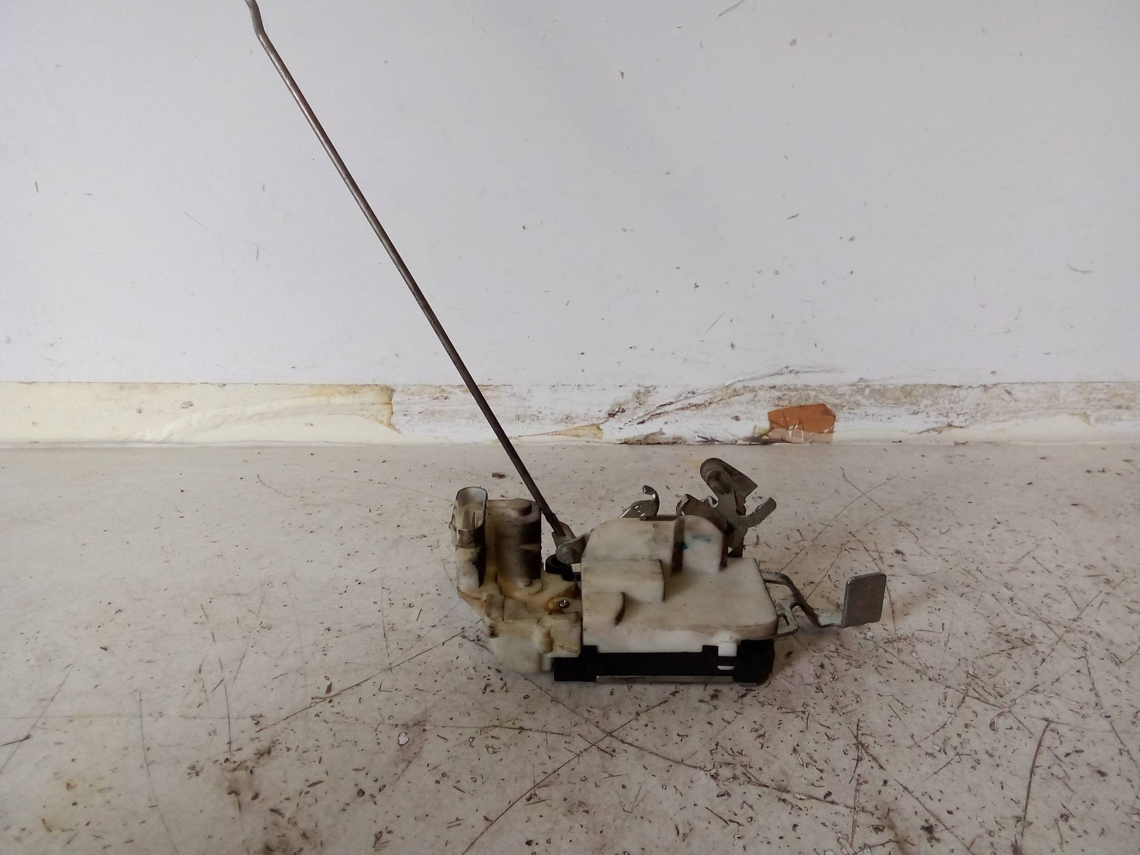 Serratura porta ant. sx.