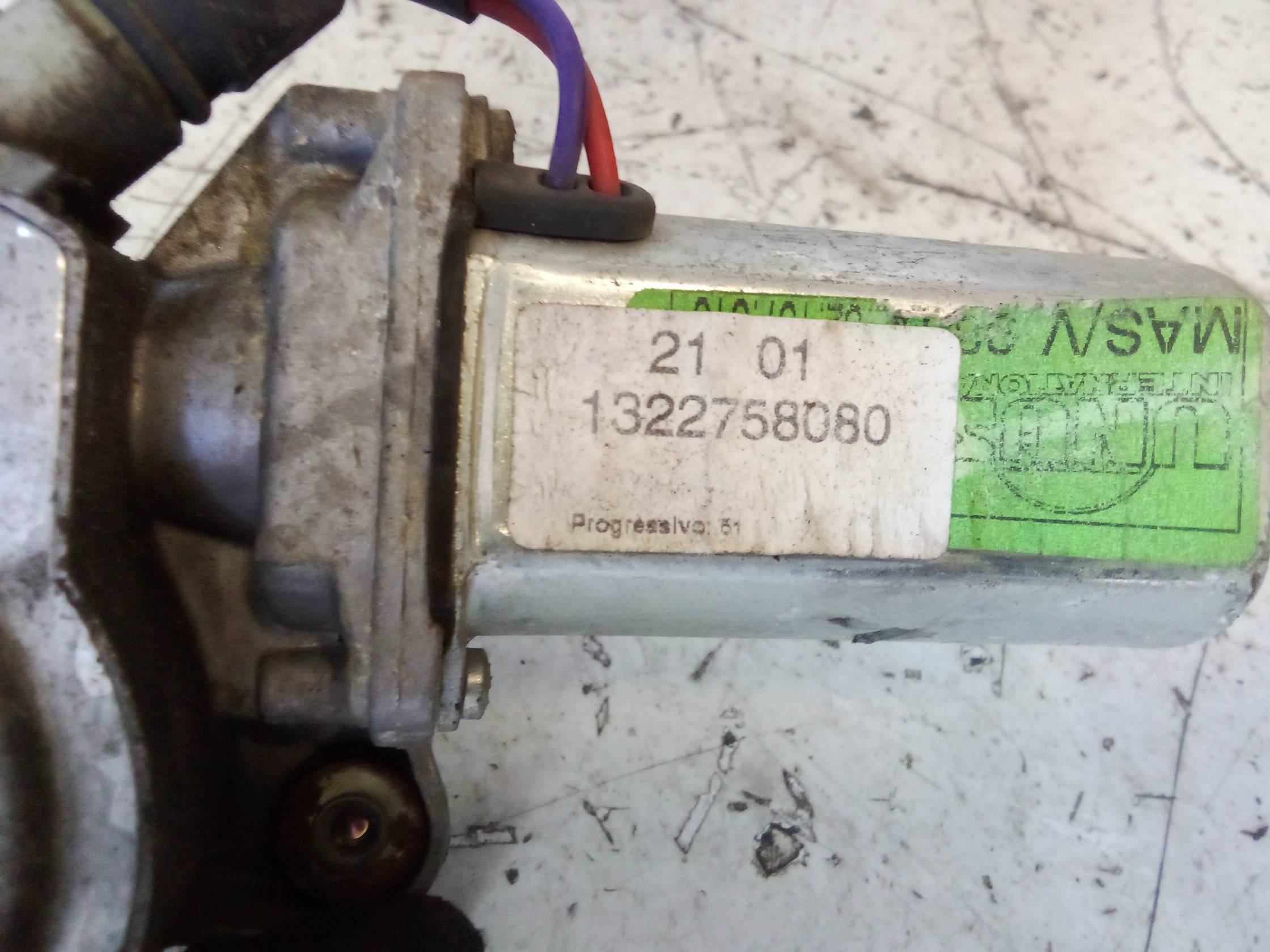 Alzacristallo elettr. porta ant. sx.