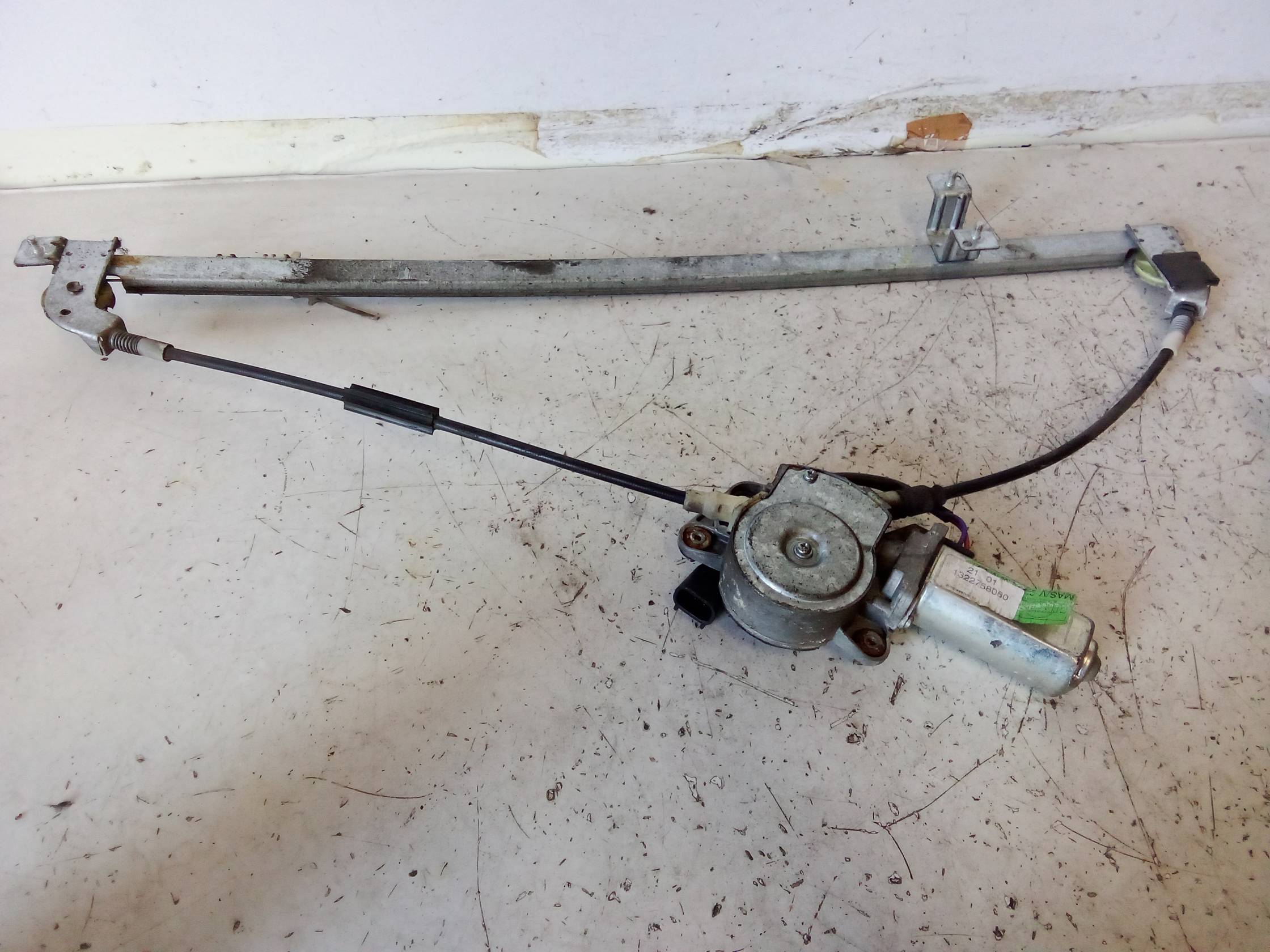 Alzacristallo elettr. porta ant. sx.