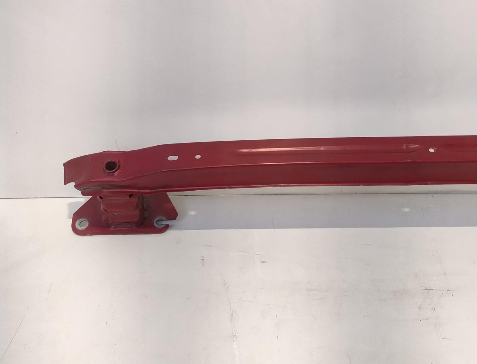 Traversa paraurti post.