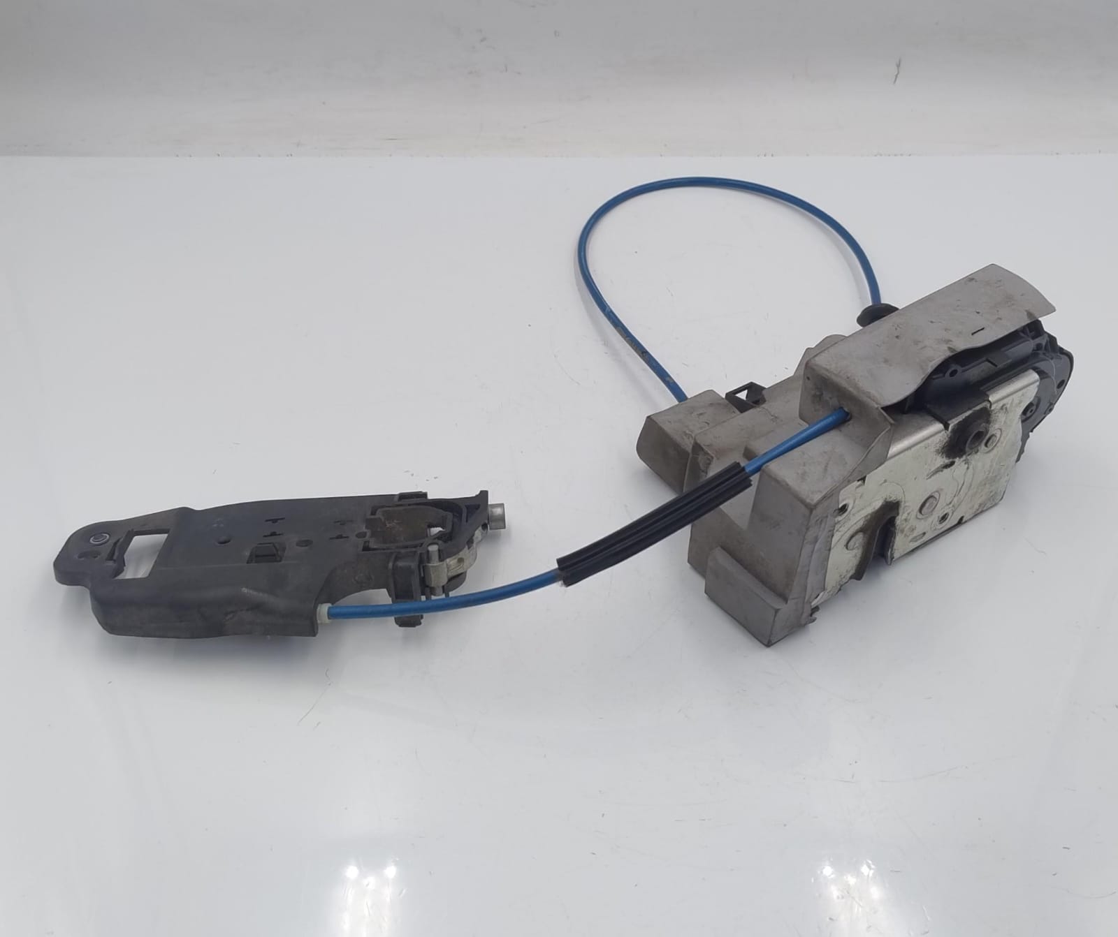 Serratura porta post. dx.