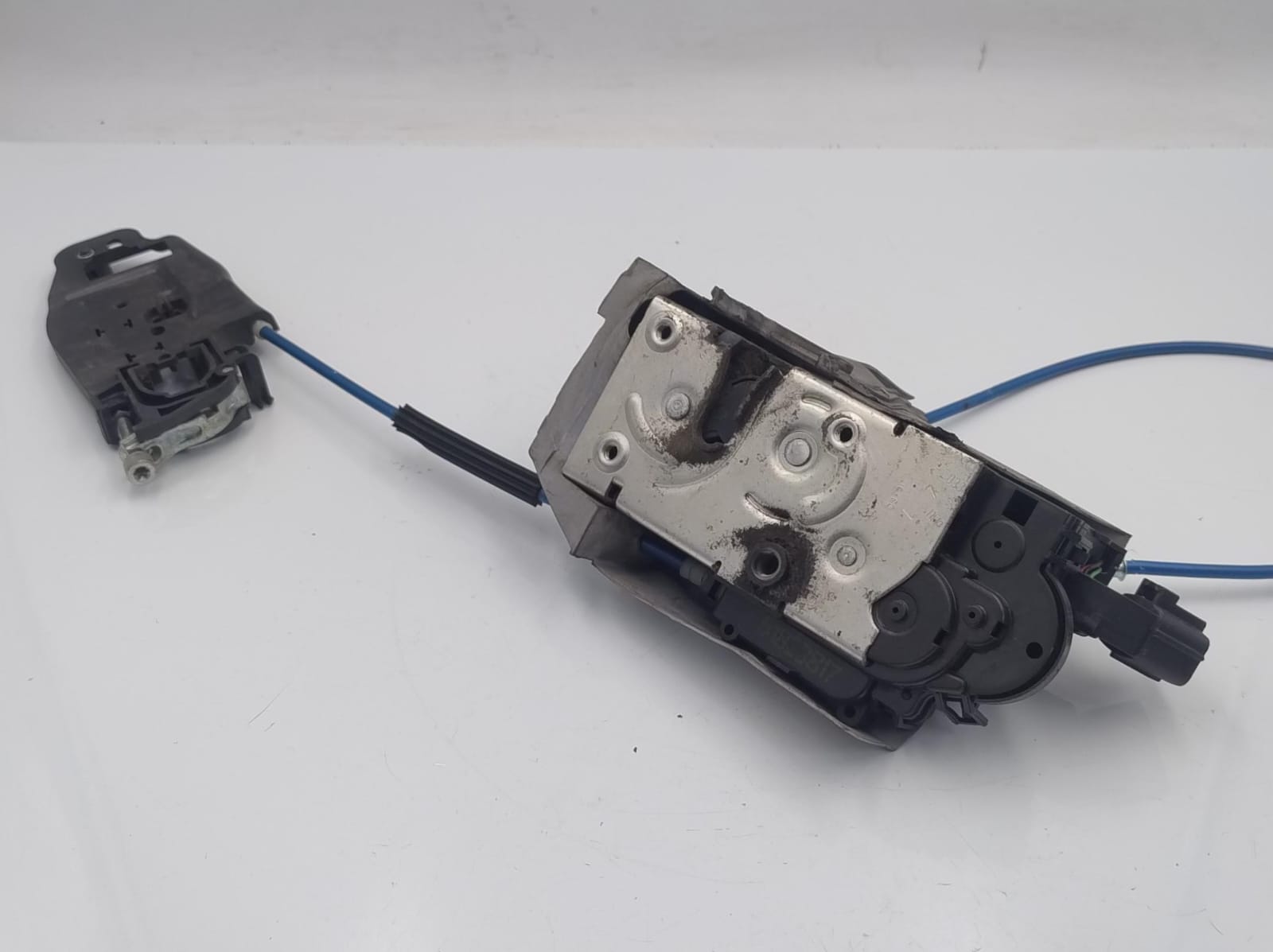 Serratura porta post. sx.