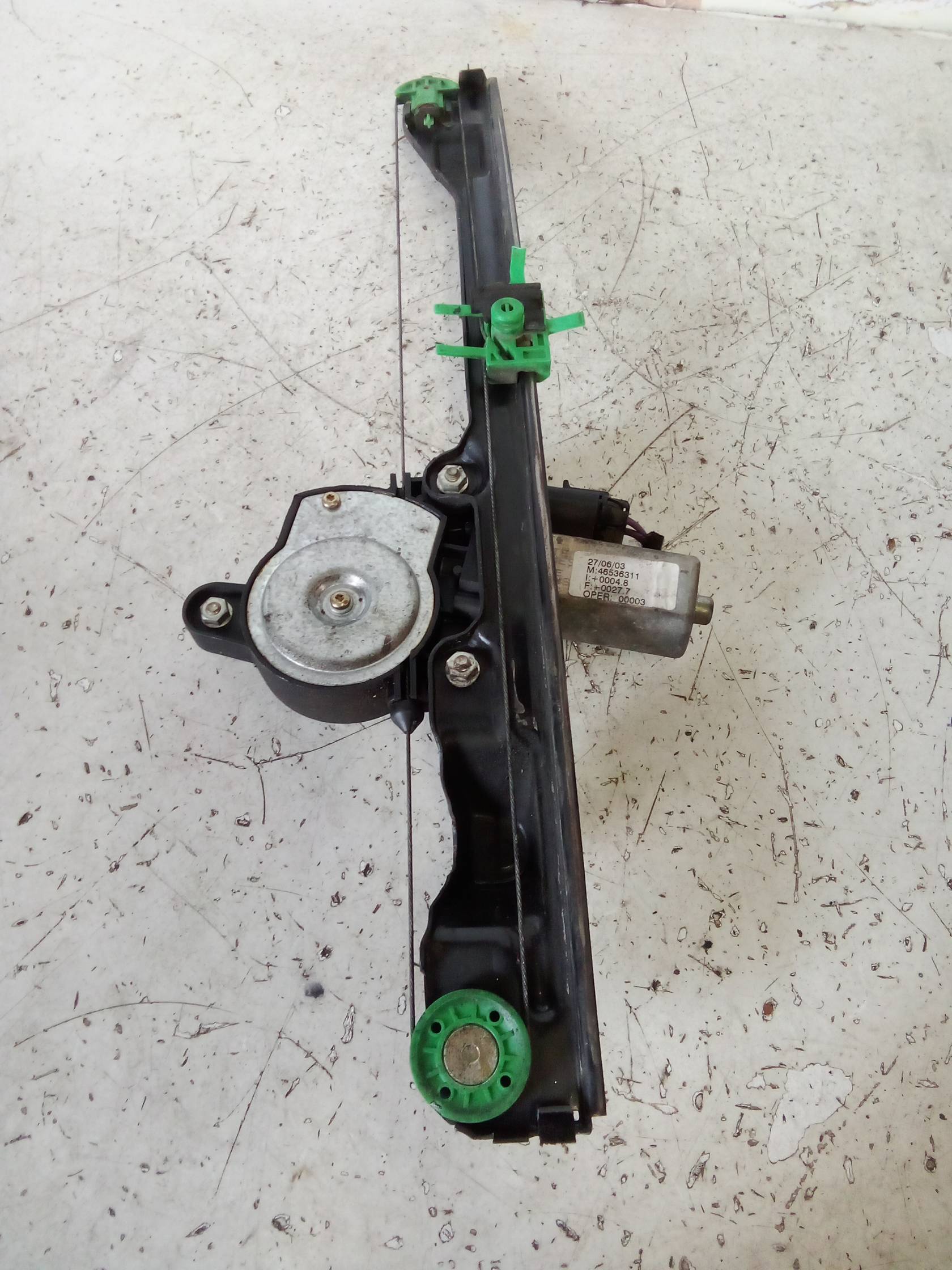 Alzacristallo elettr. porta ant. con motorino dx.