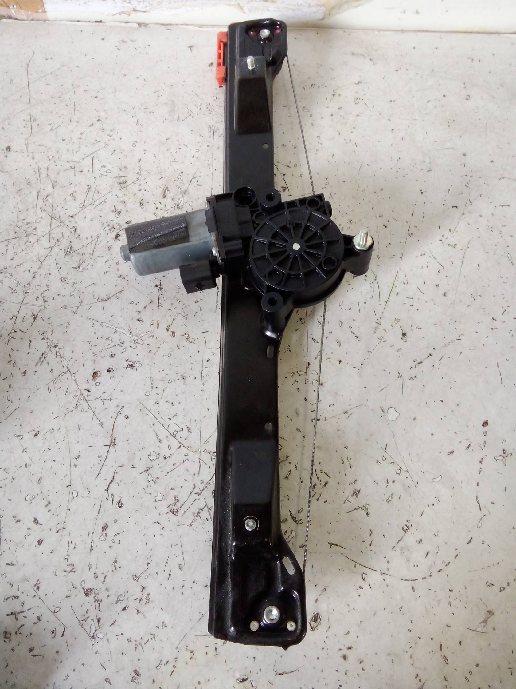 Alzacristallo elettr. porta ant. dx.