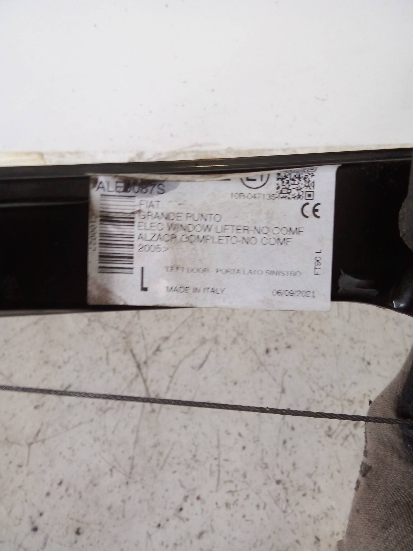 Alzacristallo elettr. porta ant. sx.