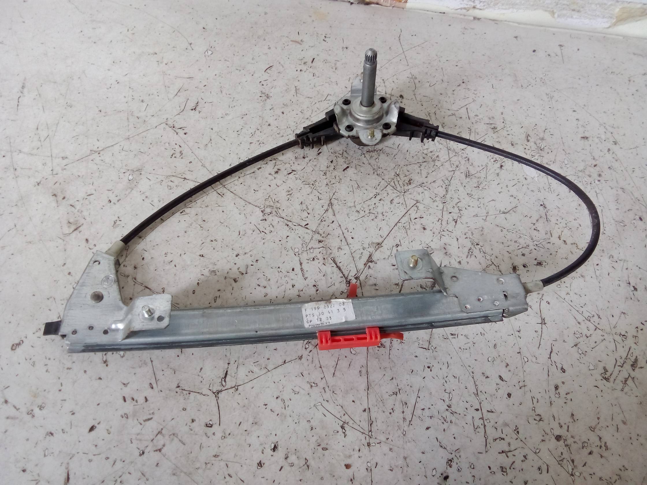 Alzacristallo porta post. sx.