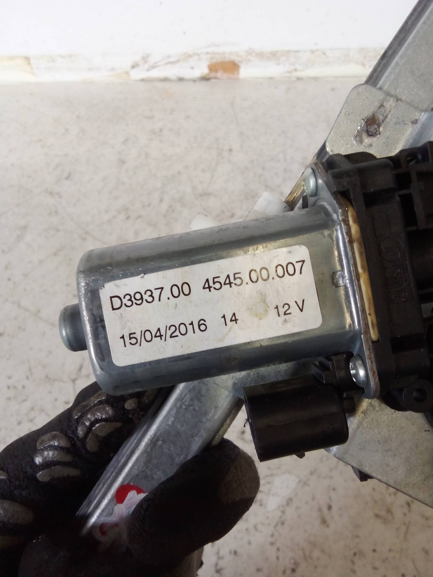 Alzacristallo elettr. porta ant. sx.