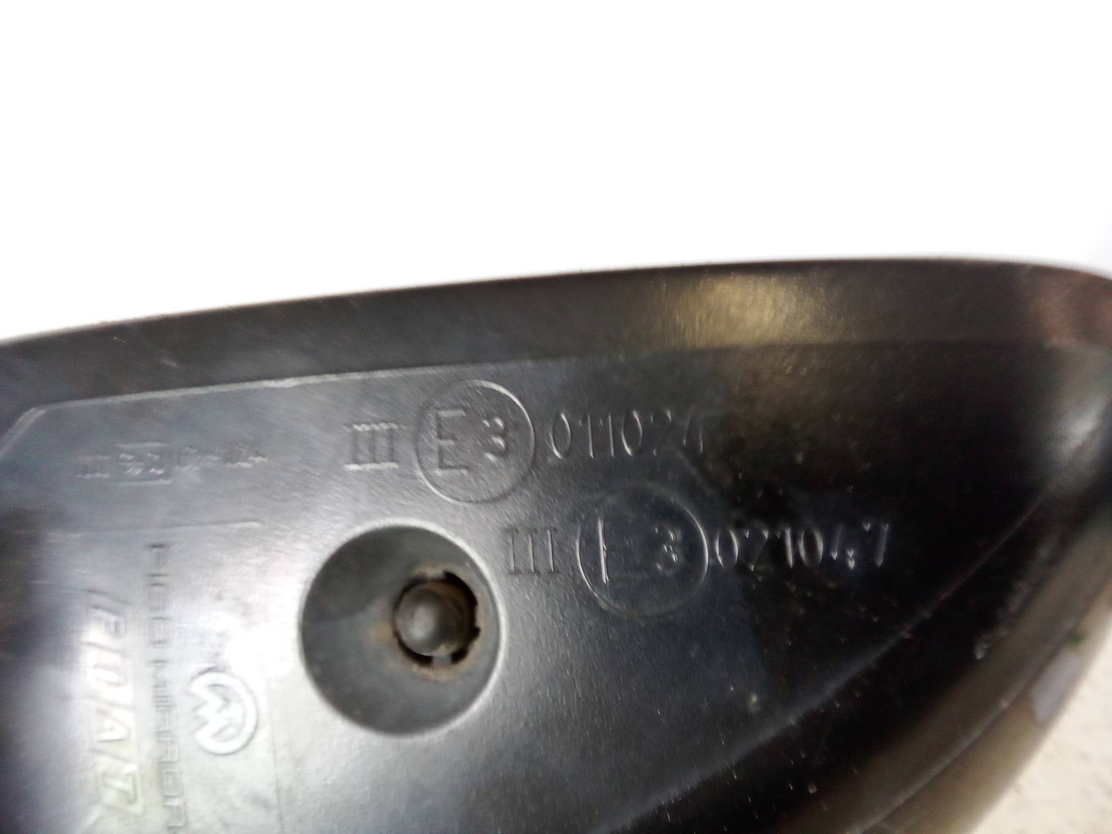 Retrovisore est. dx.