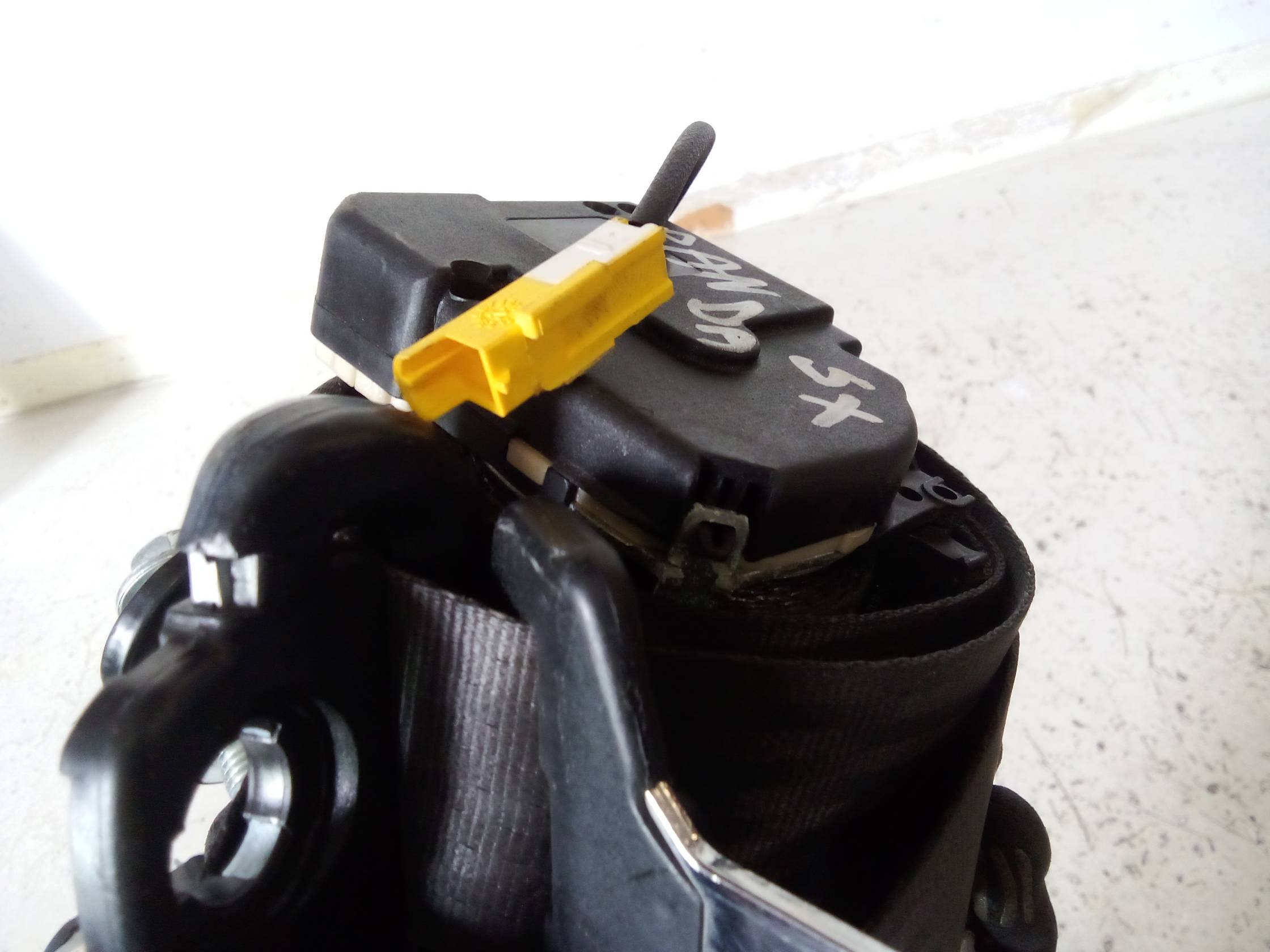 Cintura di sicurezza ant. sx.