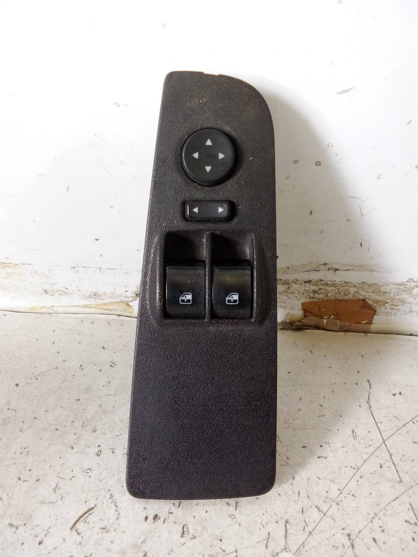 Blocco comandi alzacristalli e retrovisori est. sx.