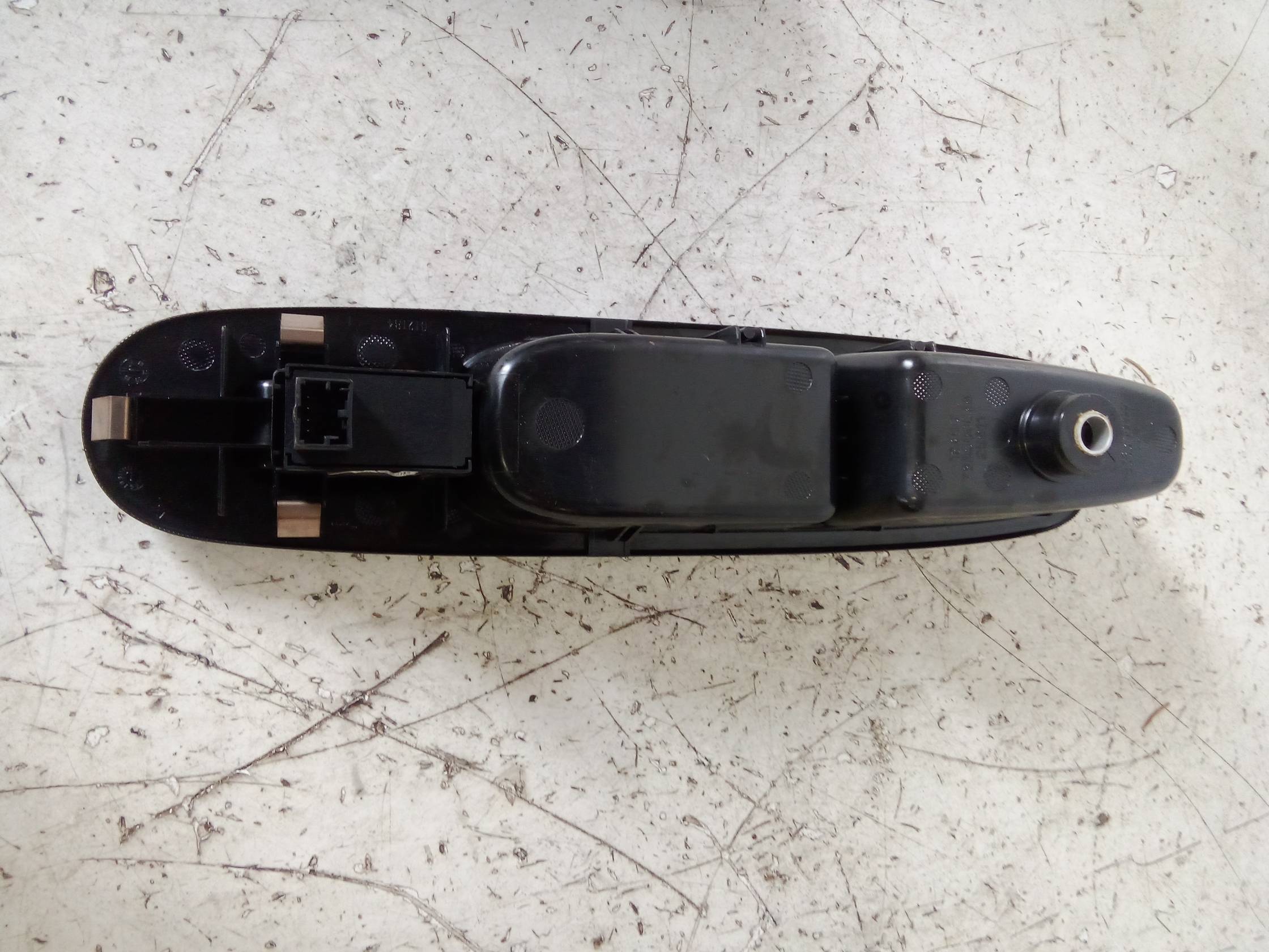 Blocco comandi alzacristalli e retrovisori est.