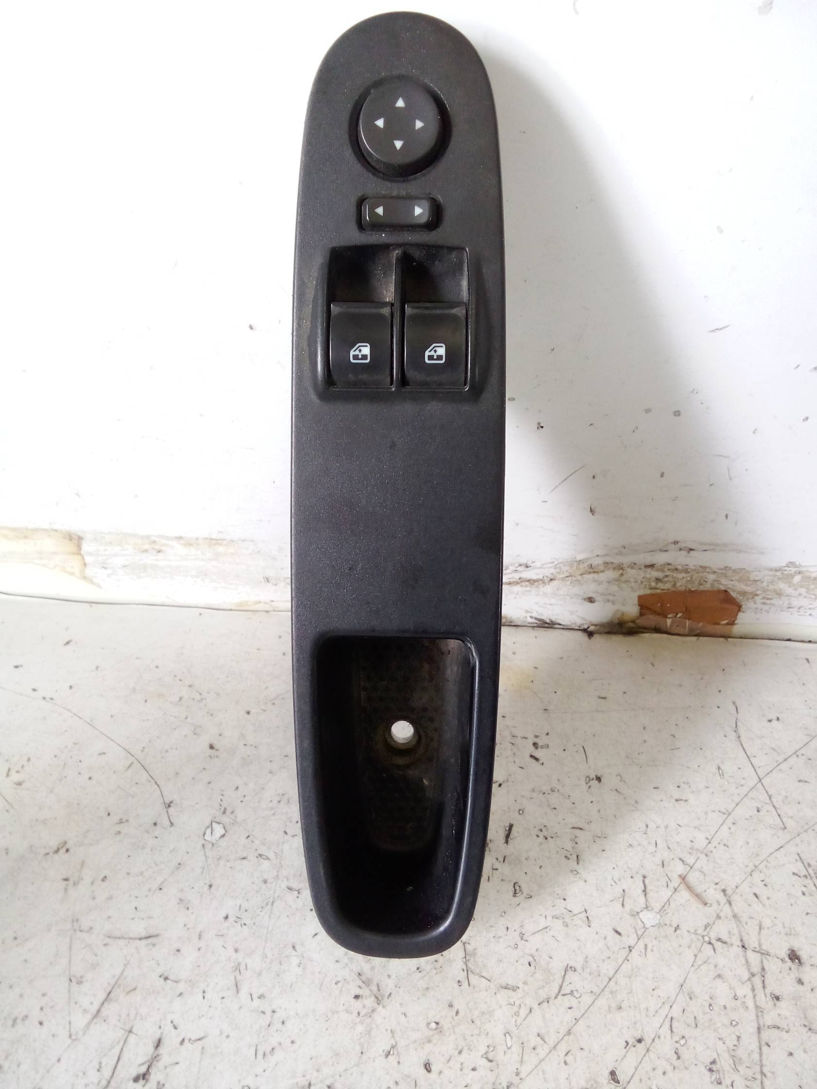 Blocco comandi alzacristalli e retrovisori est.