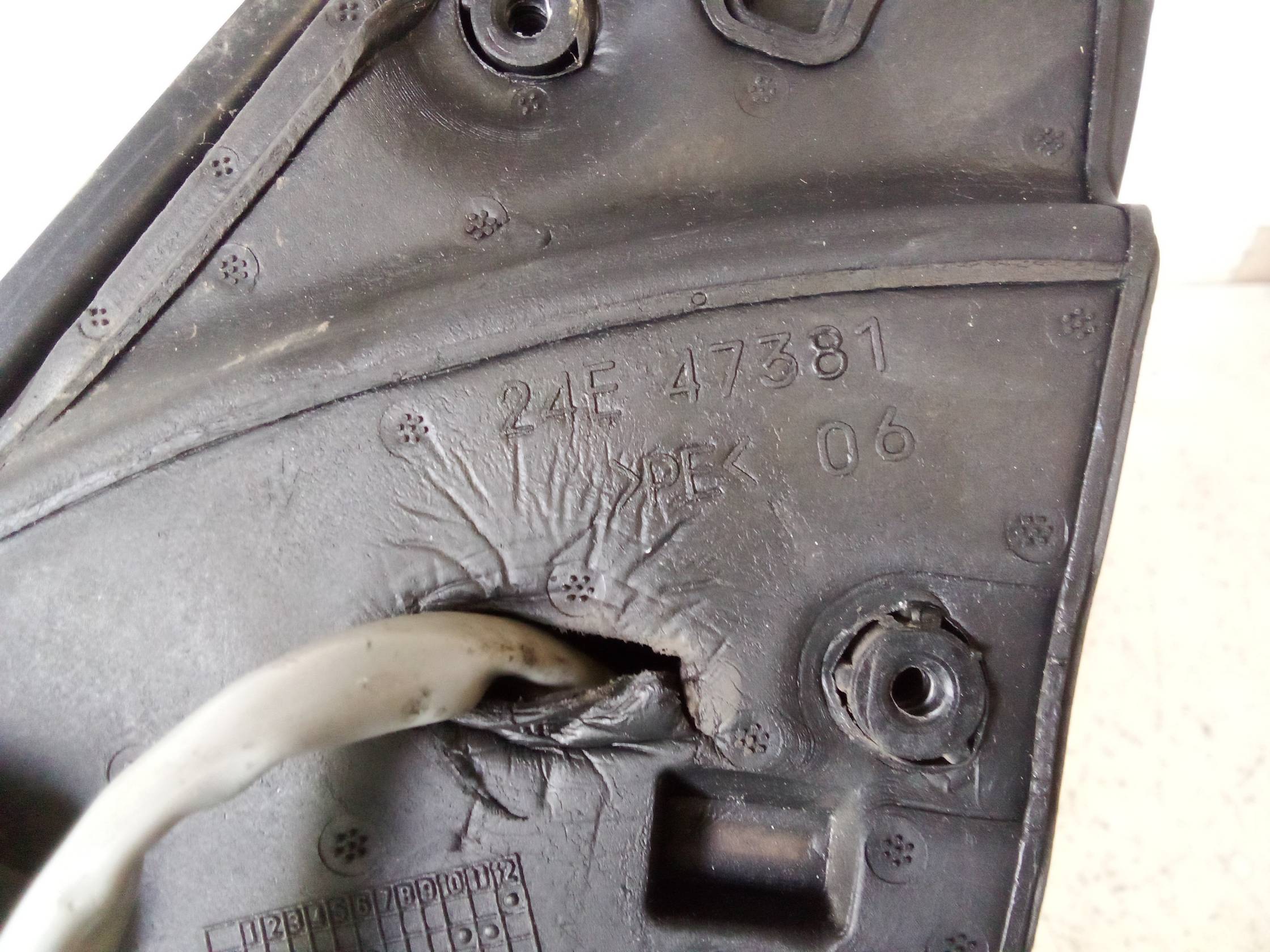 Retrovisore est. regolaz. elettr. sx.