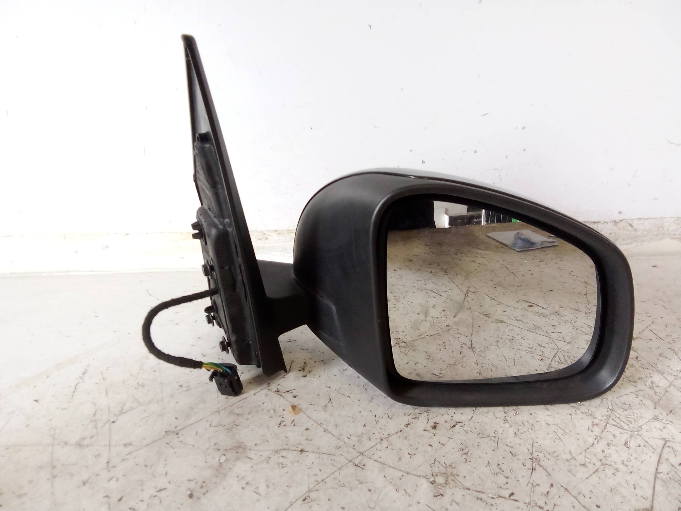 Retrovisore est. regolaz. elettr. dx.