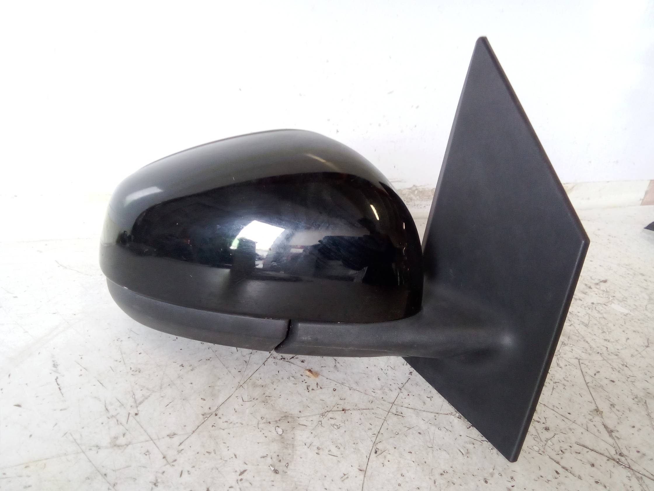 Retrovisore est. regolaz. elettr. dx.