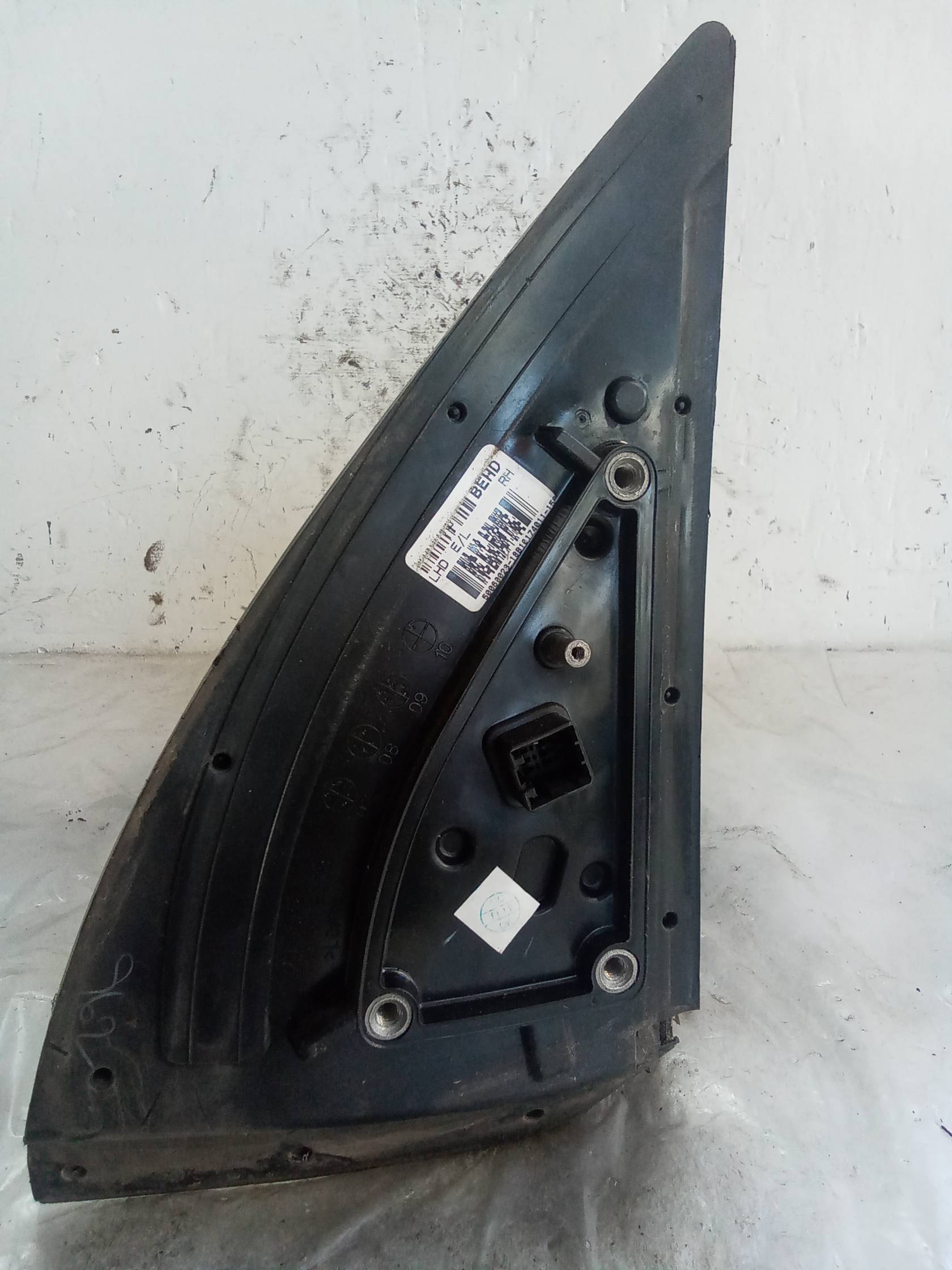 Retrovisore est. regolaz. elettr. dx.