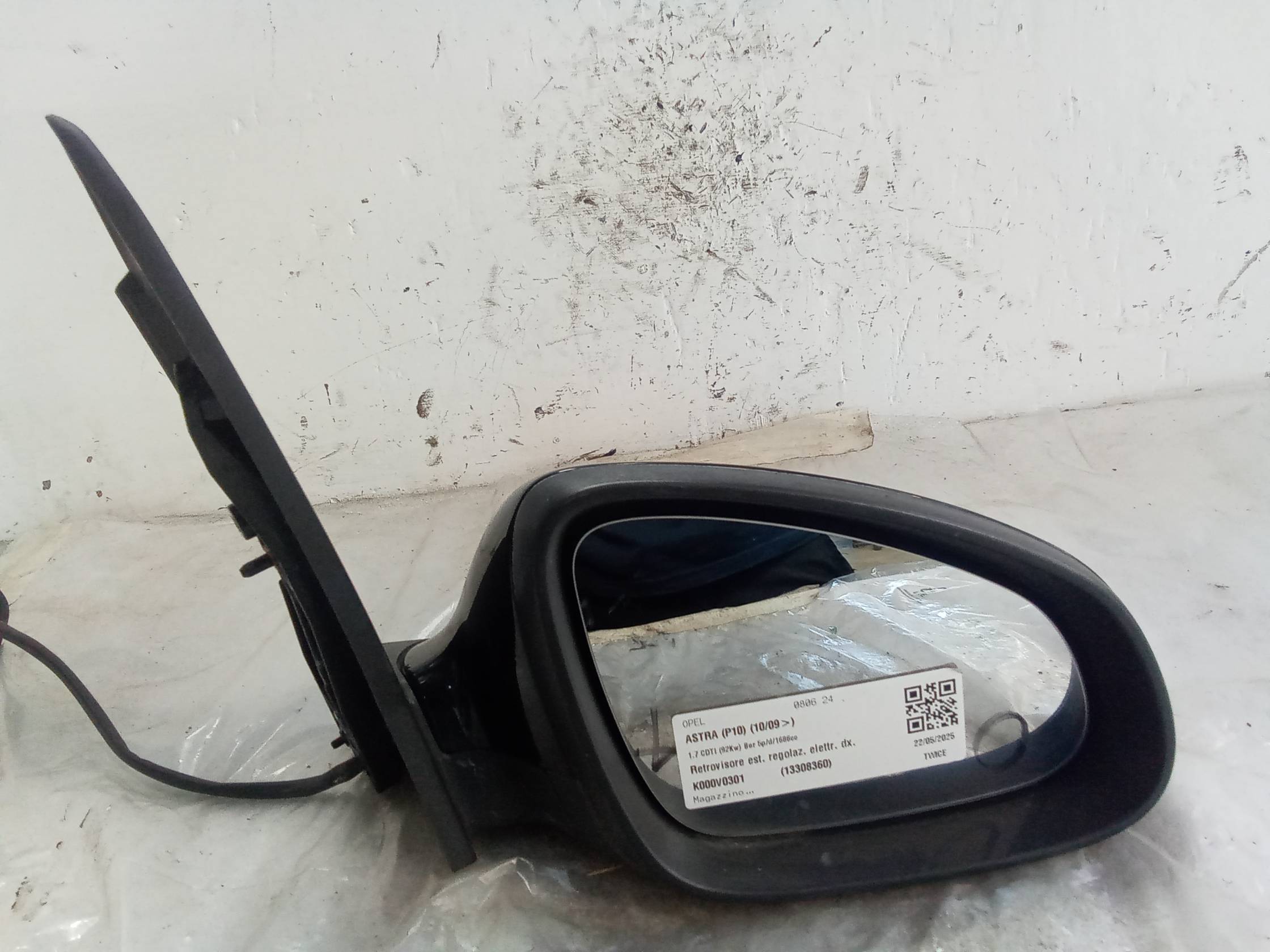 Retrovisore est. regolaz. elettr. dx.