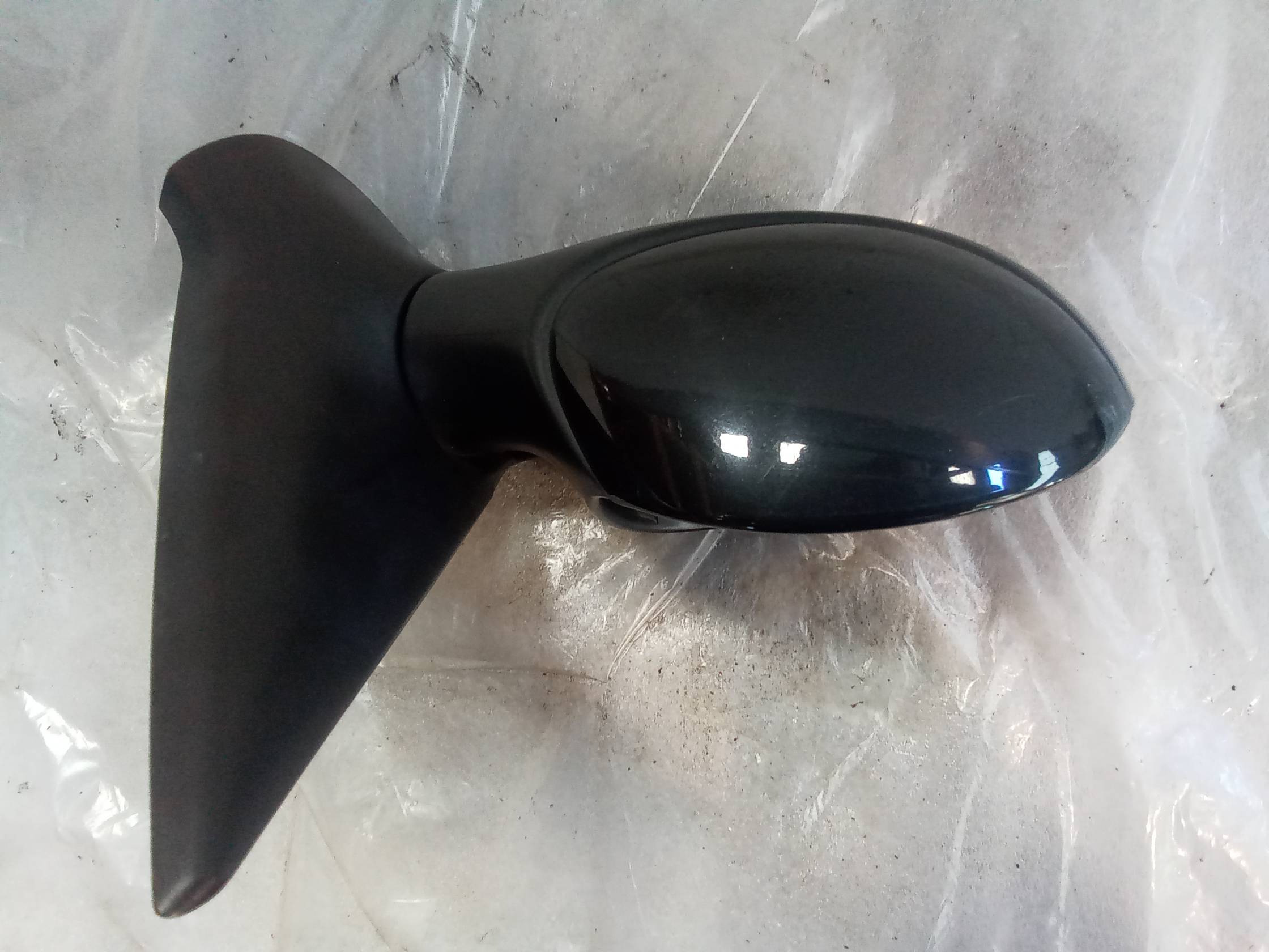 Retrovisore est. dx.