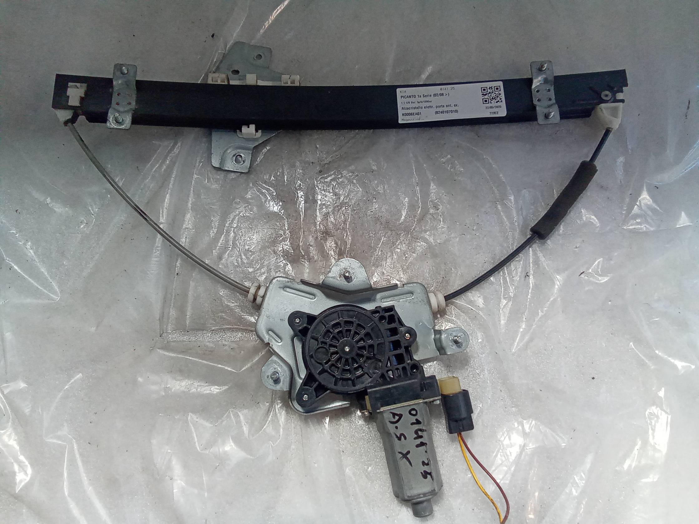 Alzacristallo elettr. porta ant. sx.