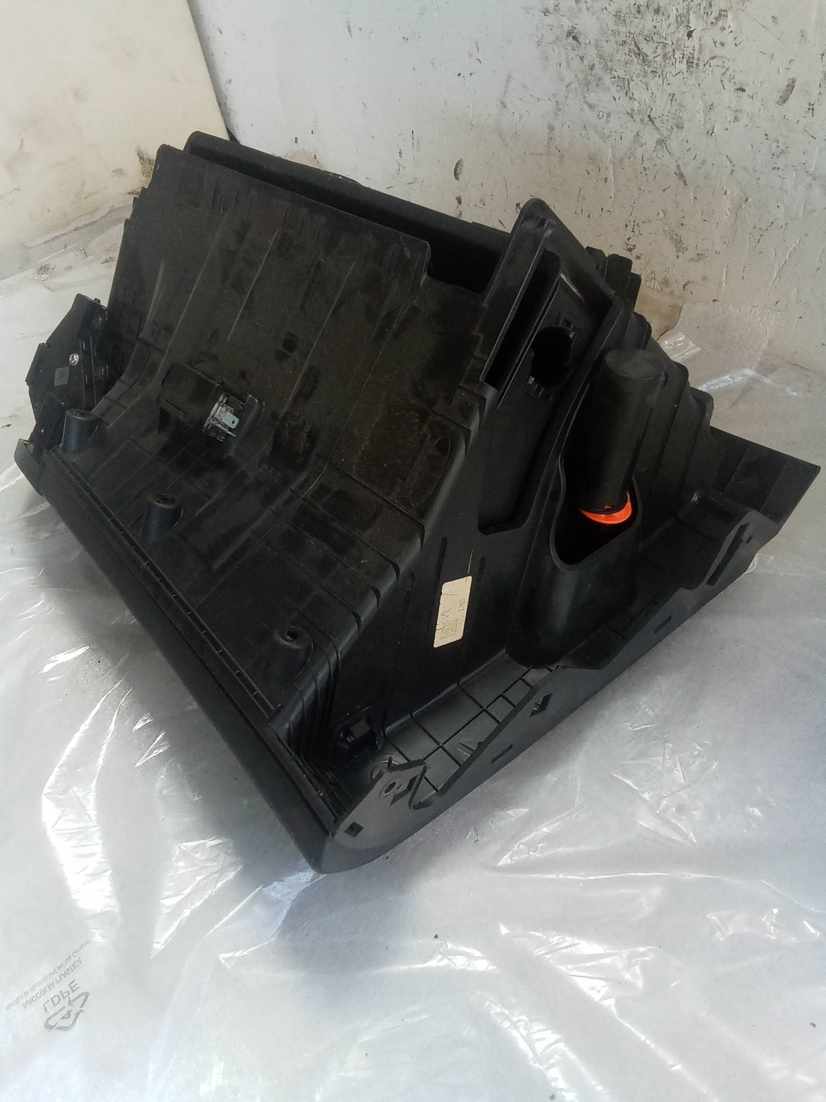 Cassetto portaoggetti lato passeggero