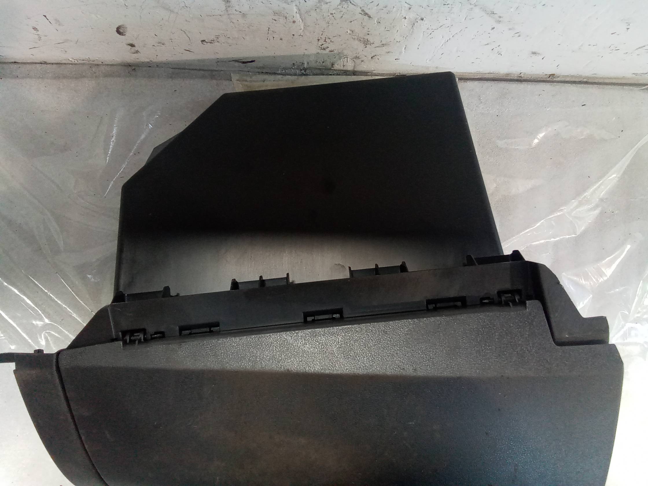 Cassetto portaoggetti lato passeggero