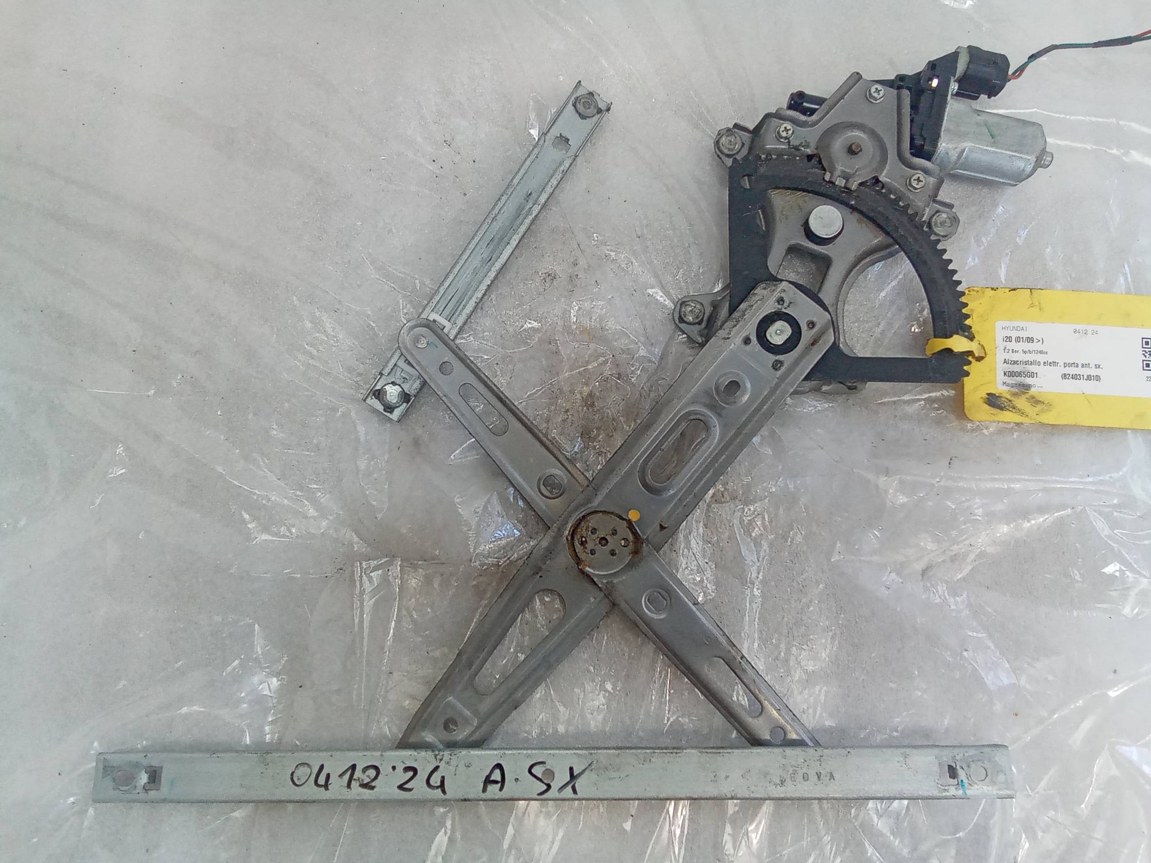 Alzacristallo elettr. porta ant. sx.