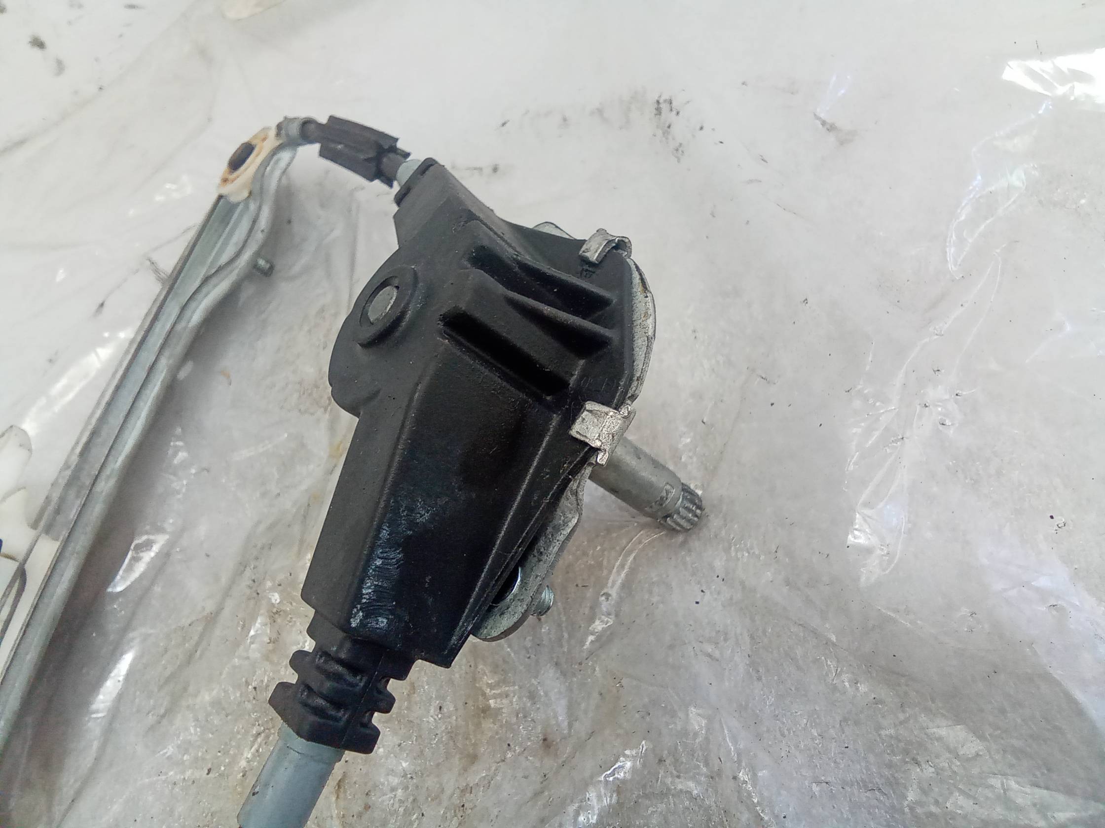 Alzacristallo porta post. dx.