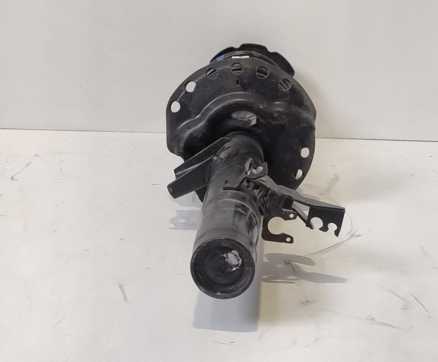 Ammortizzatore ant. dx.