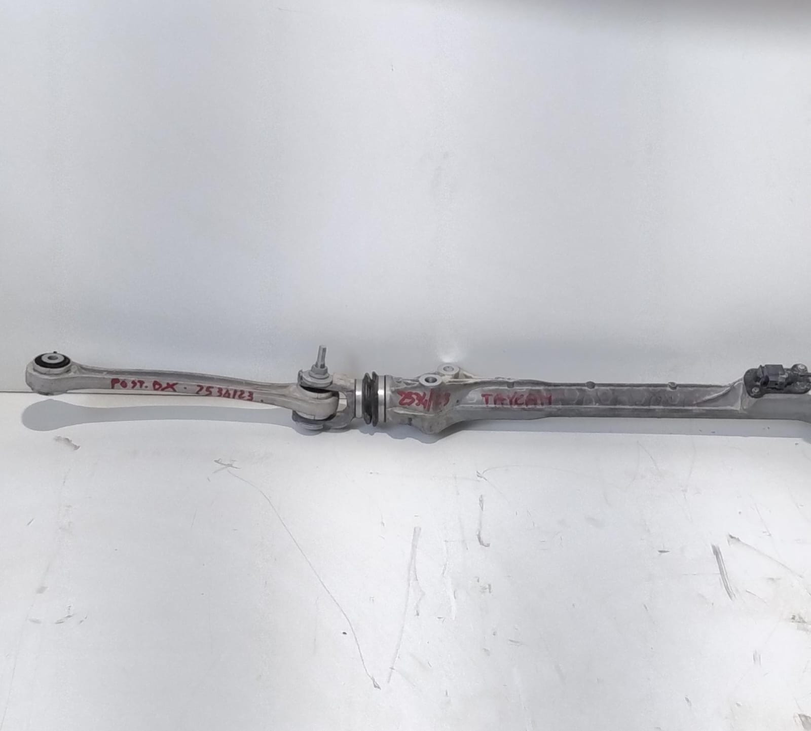 Servosterzo elettrico posteriore