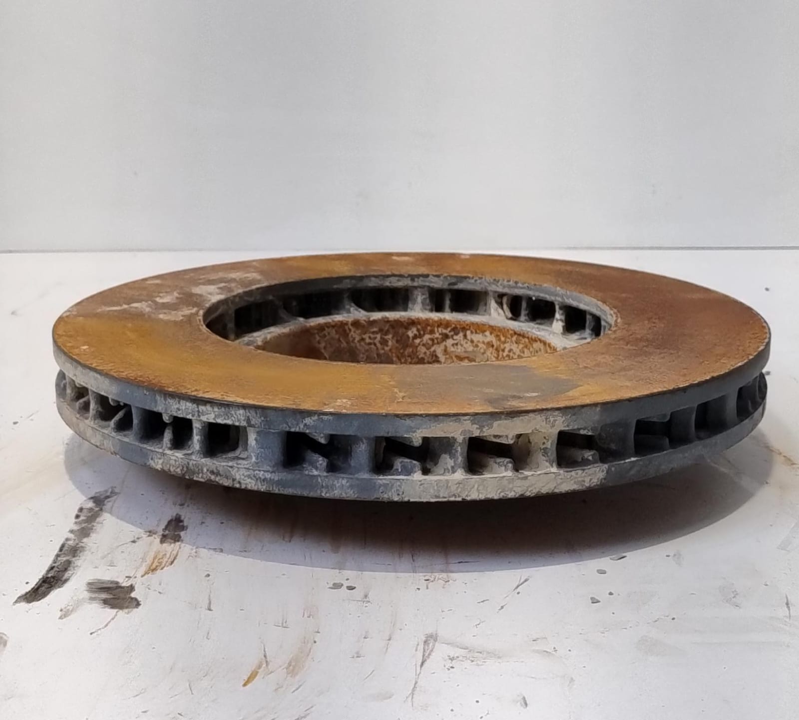 Disco freno ant. sx. Disco freno ant. sx.