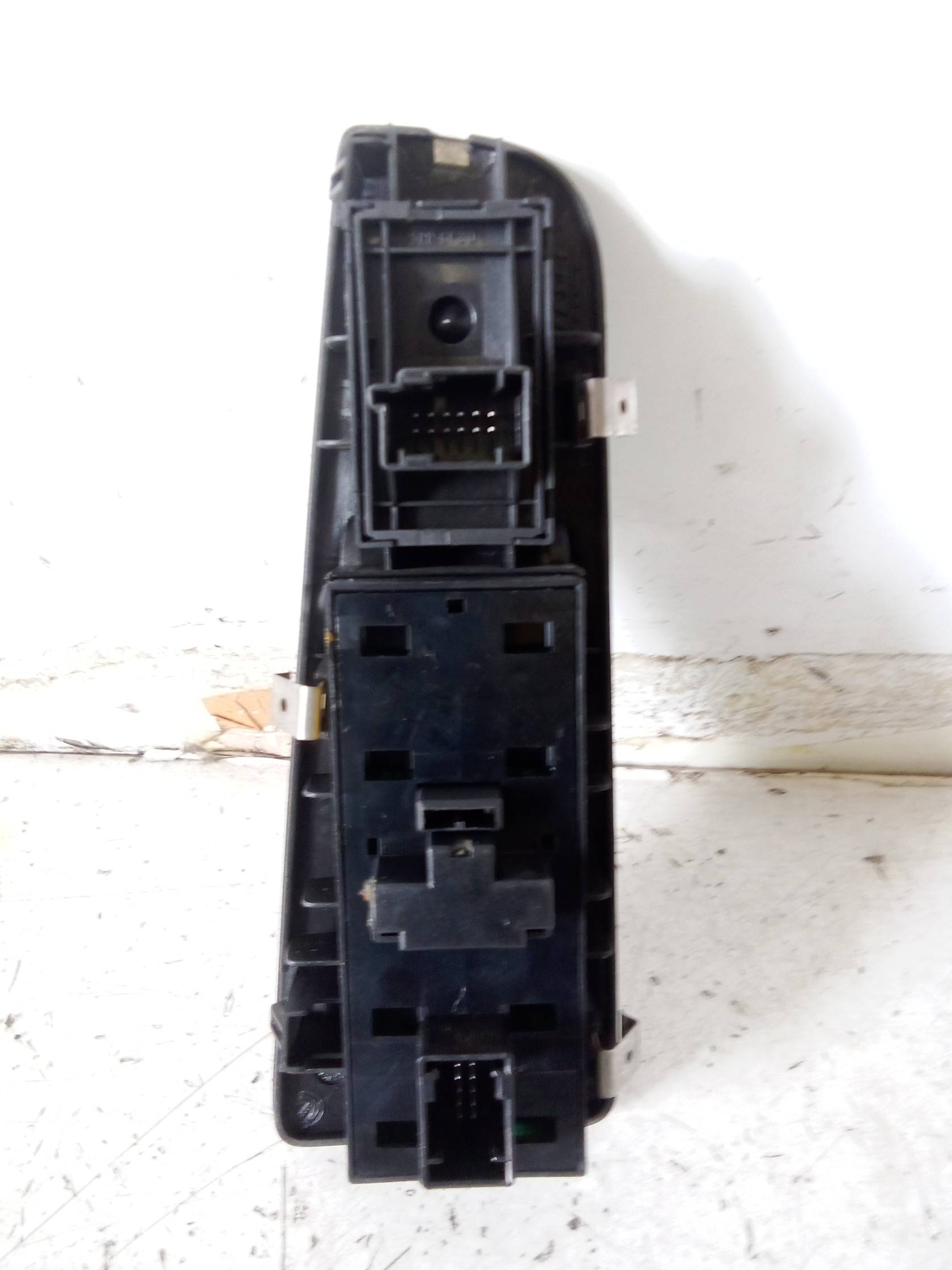 Blocco comandi alzacristalli e retrovisori est.