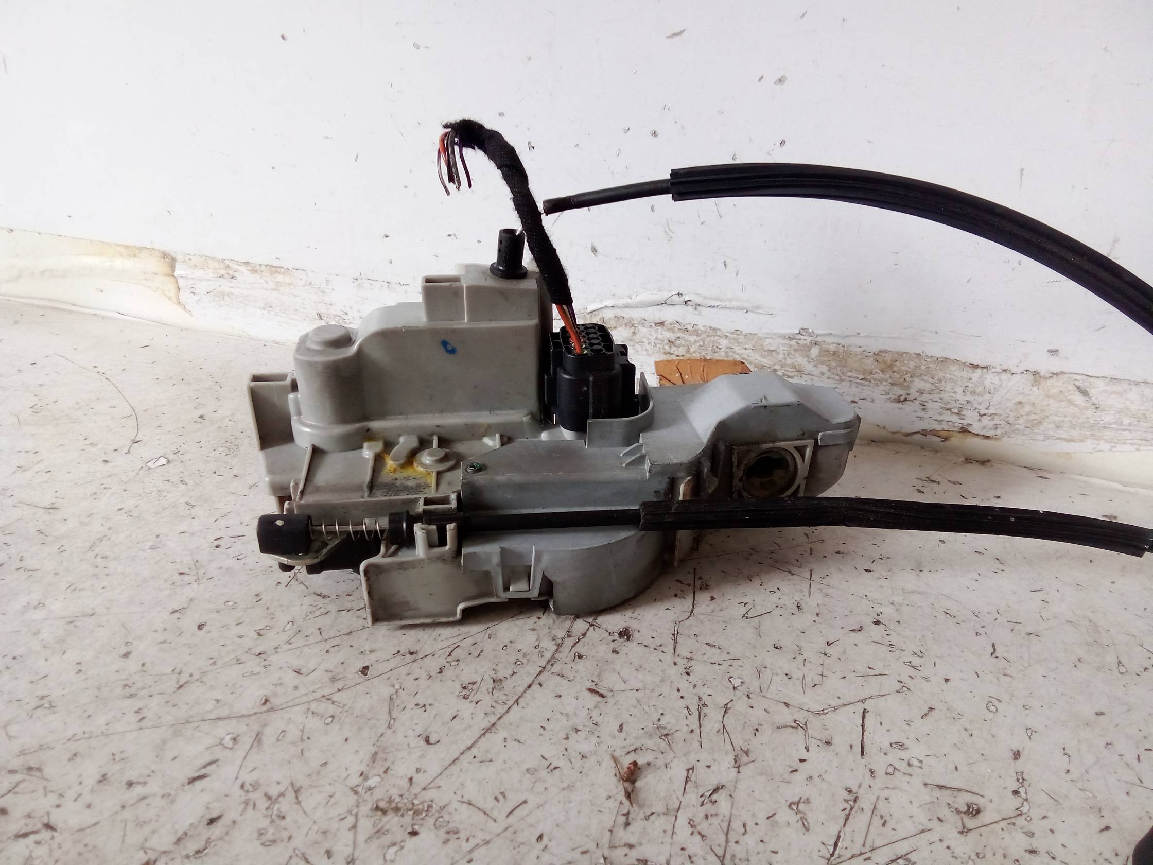 Serratura porta ant. sx.