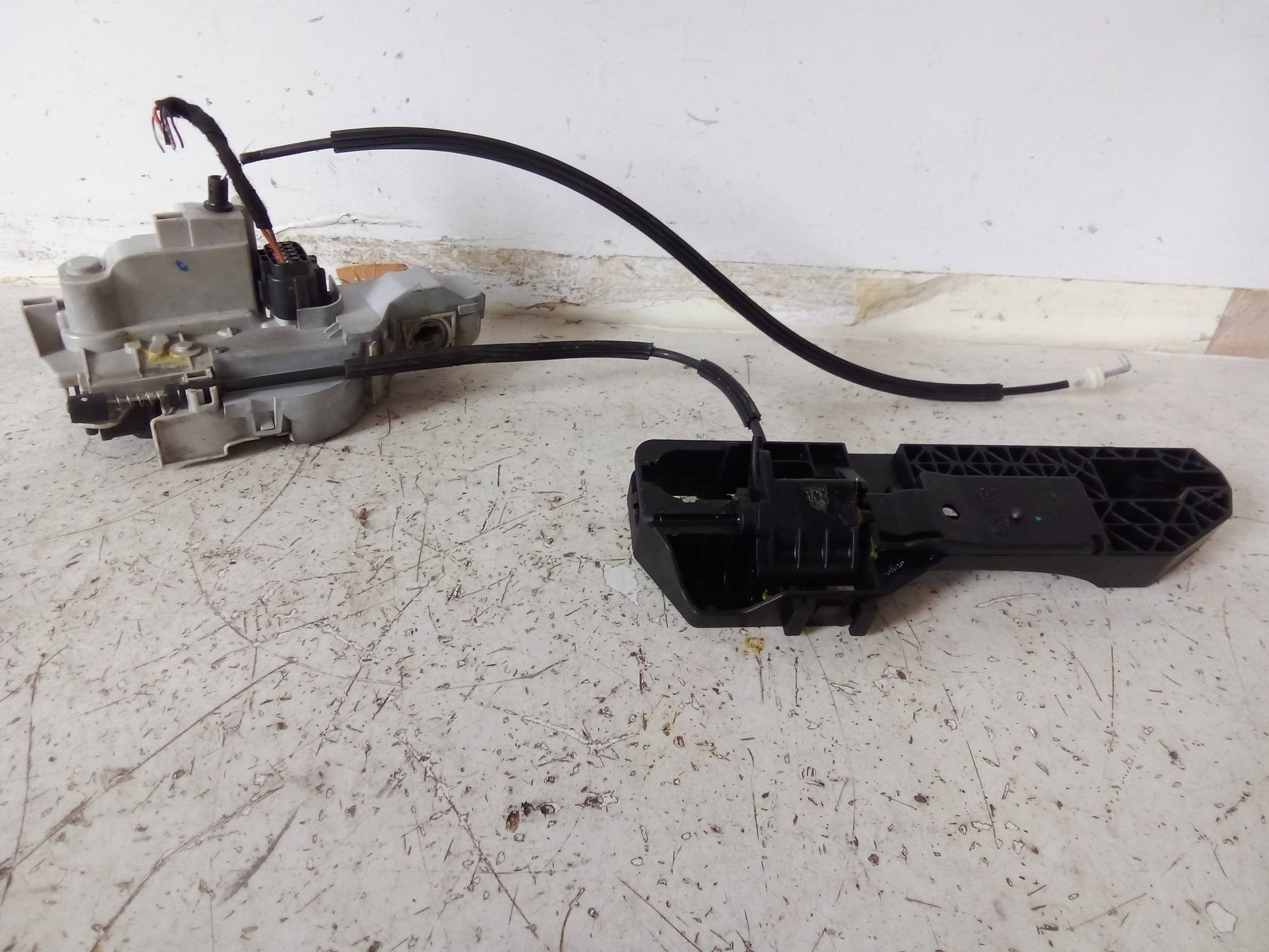 Serratura porta ant. sx.