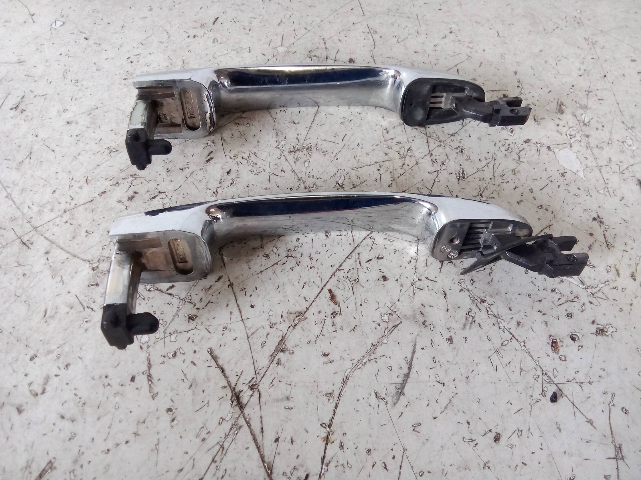 Maniglia porta ant. sx.