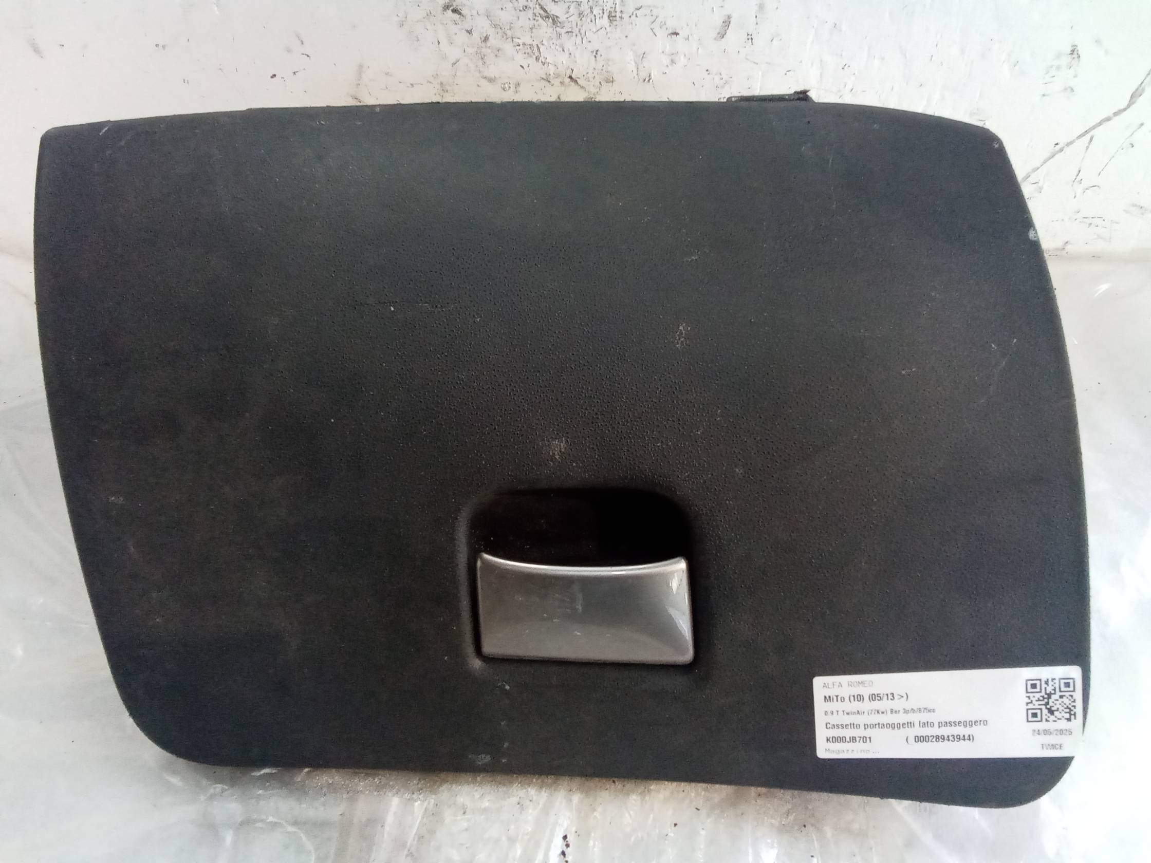 Cassetto portaoggetti lato passeggero