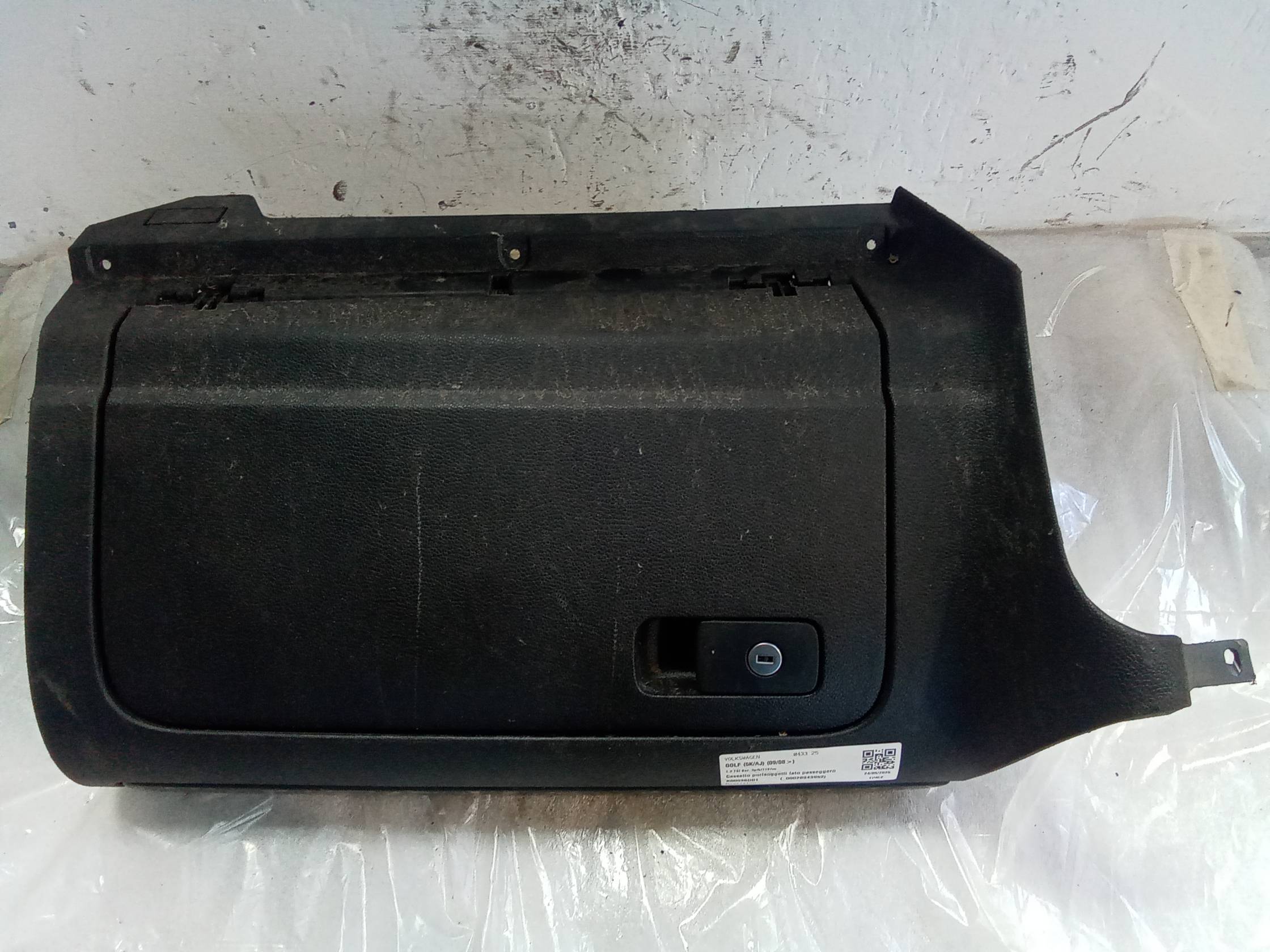 Cassetto portaoggetti lato passeggero