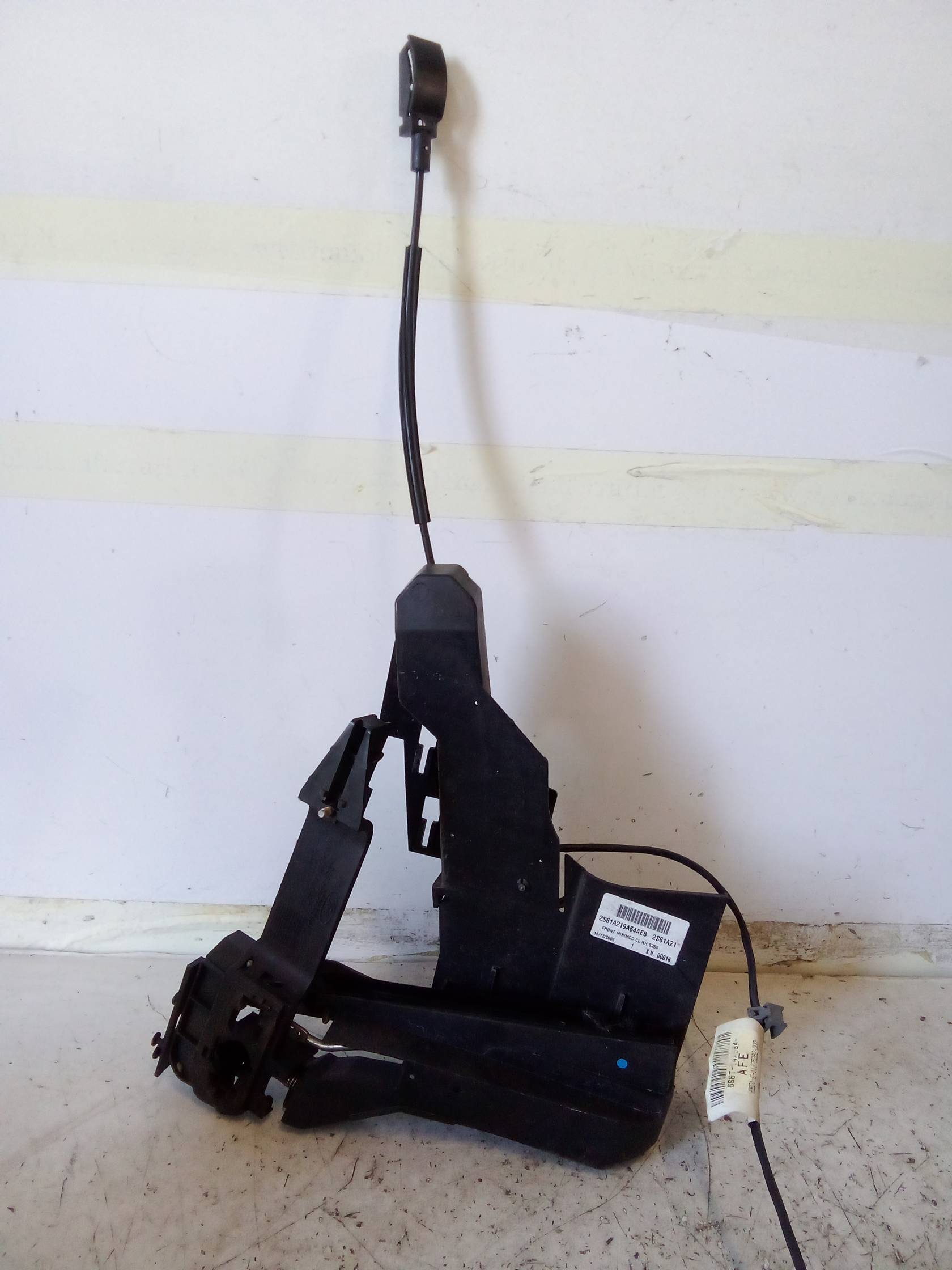 Serratura porta ant. dx.