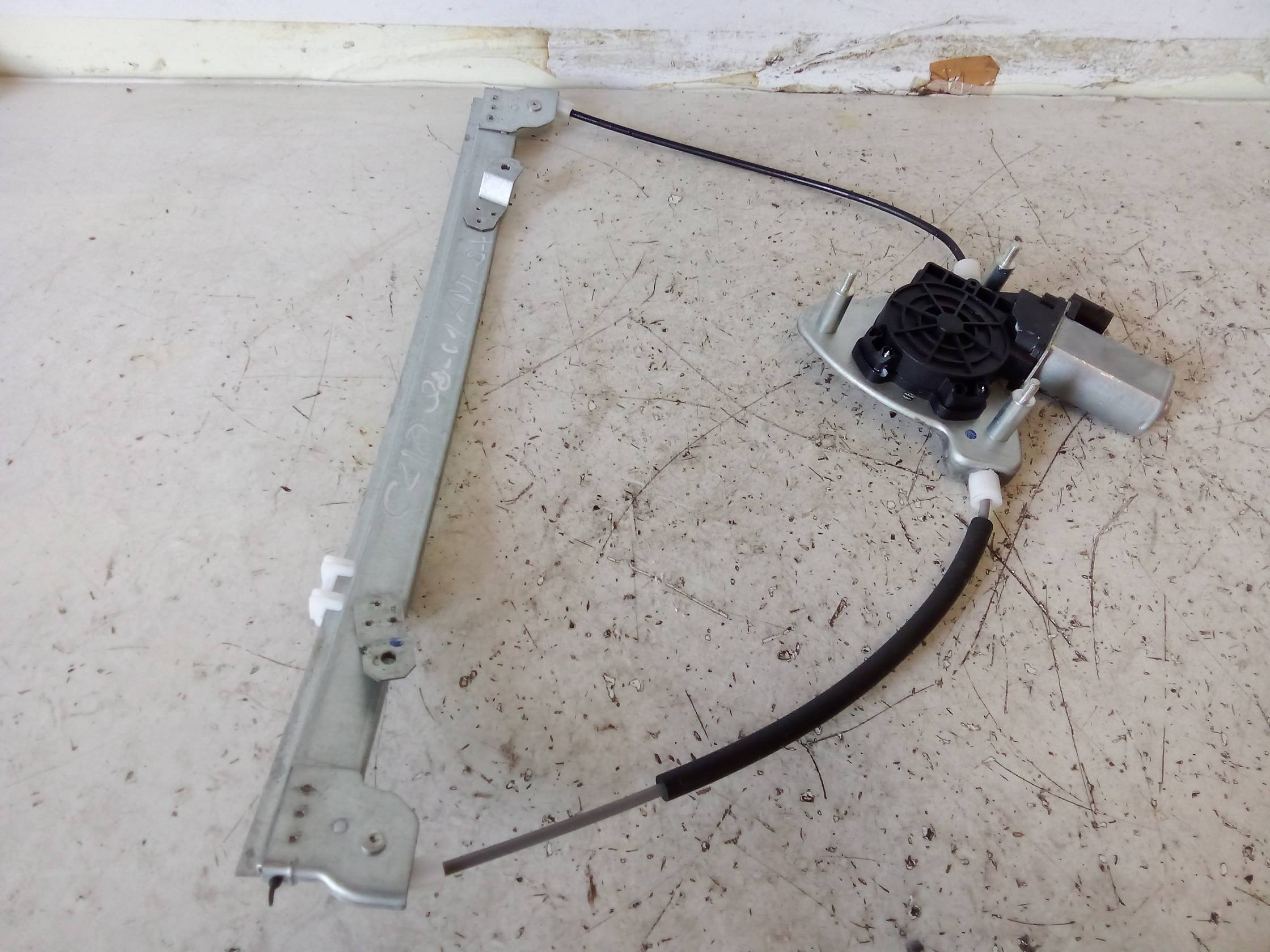 Alzacristallo elettr. porta ant. con motorino sx.