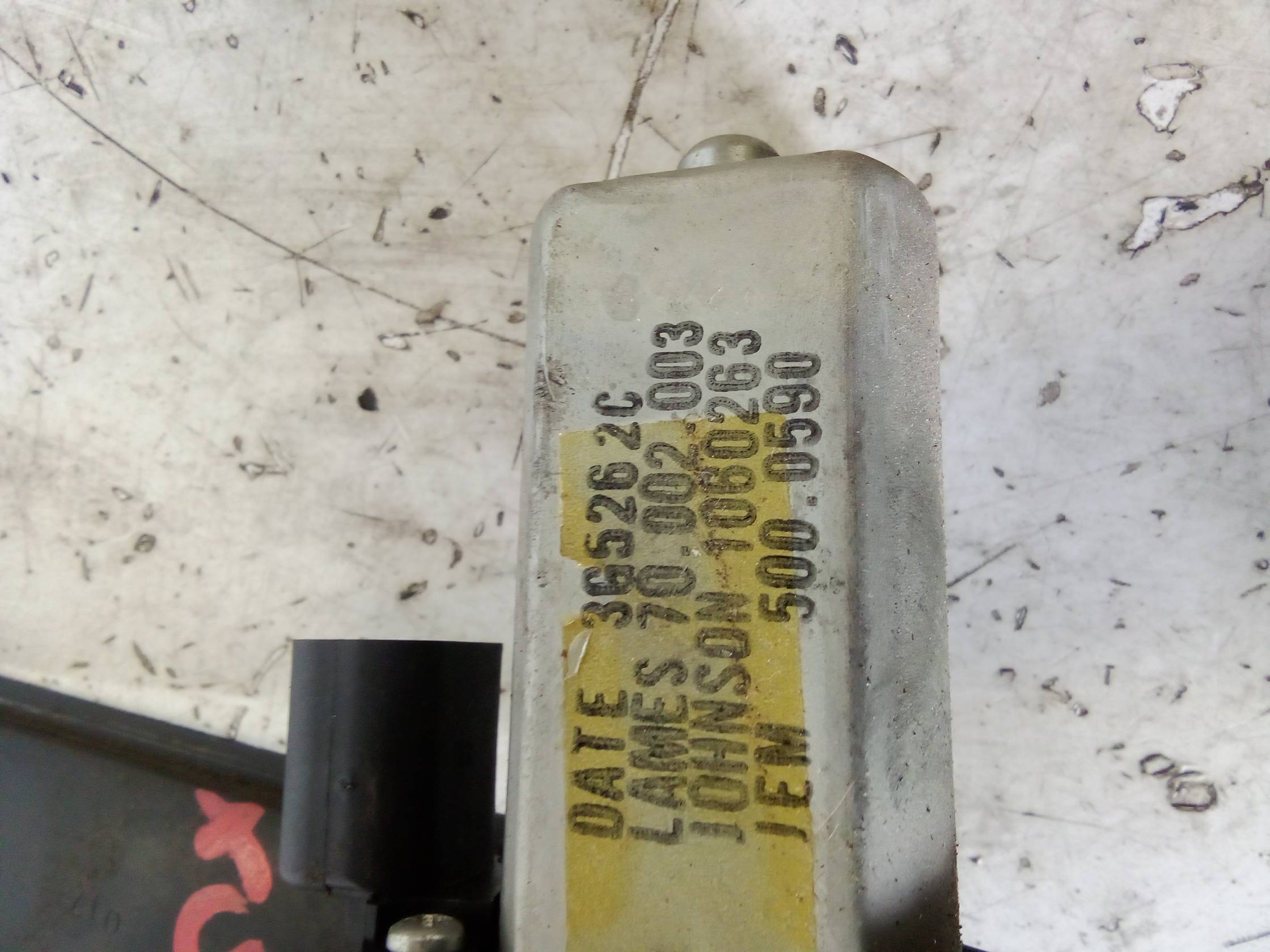 Alzacristallo elettr. porta ant. dx. Alzacristallo elettr. porta ant. dx.