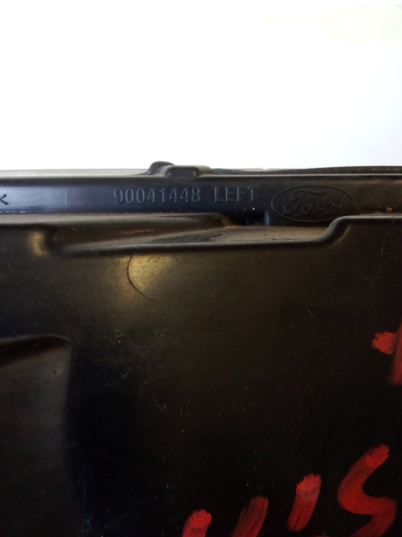 Proiettore fendinebbia sx.