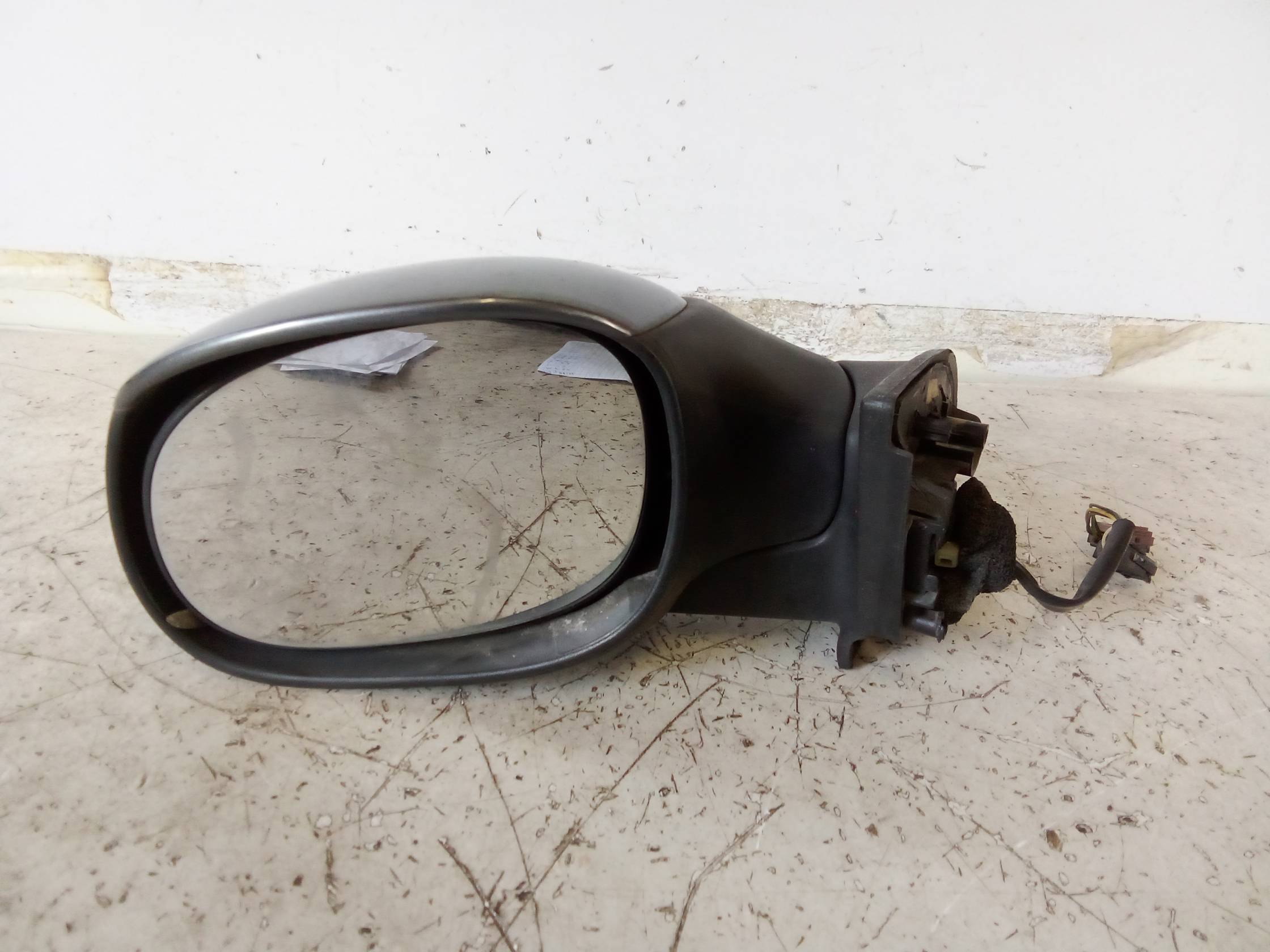 Retrovisore est. regolaz. elettr. sx.