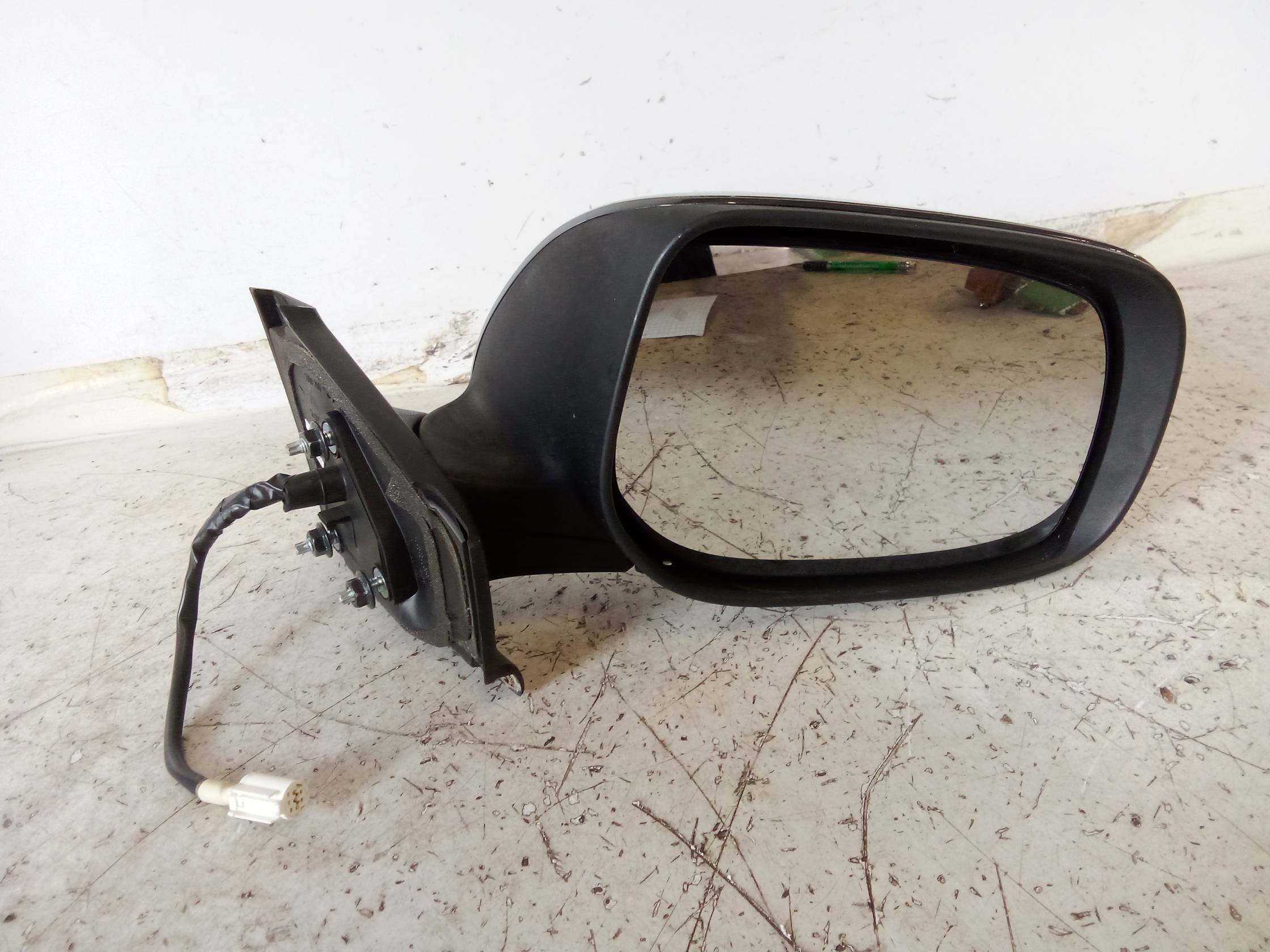 Retrovisore est. regolaz. elettr. dx.