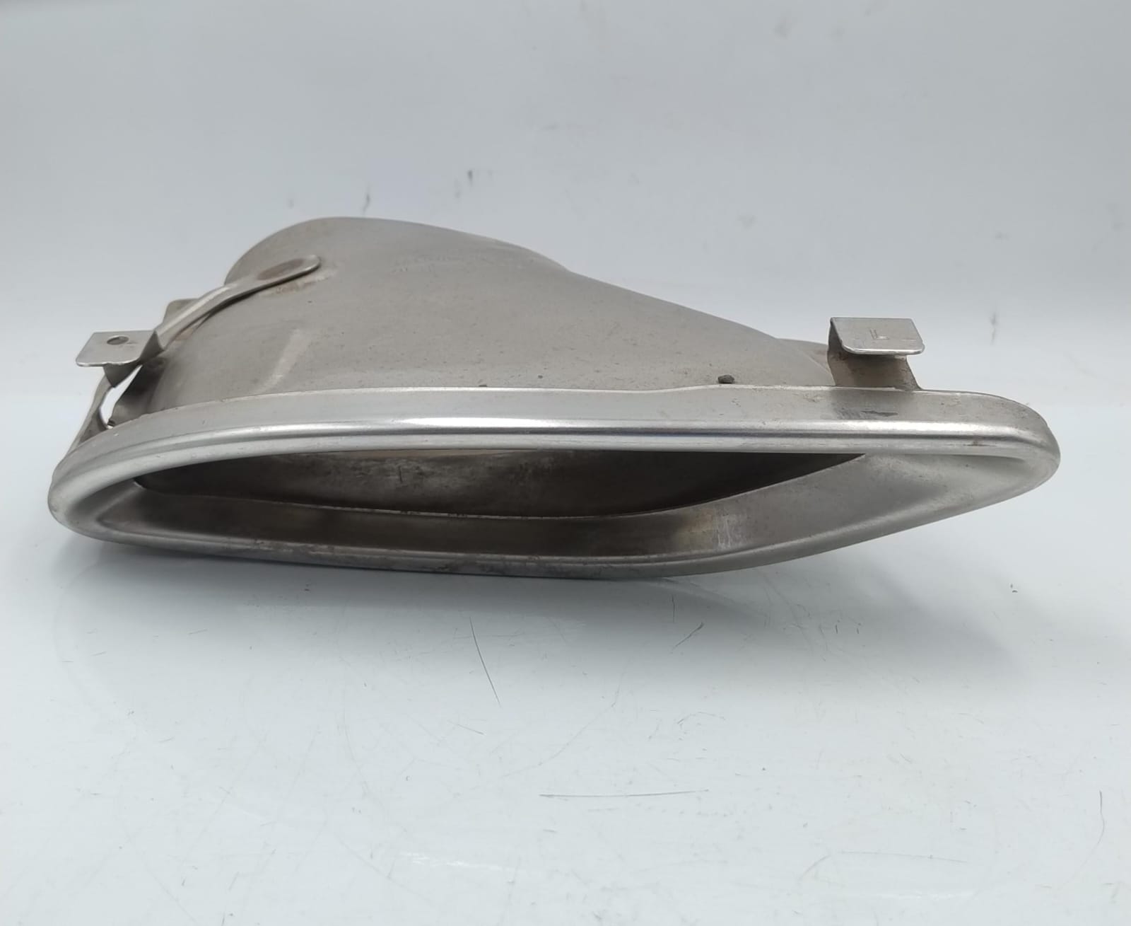 Terminale scarico sx.