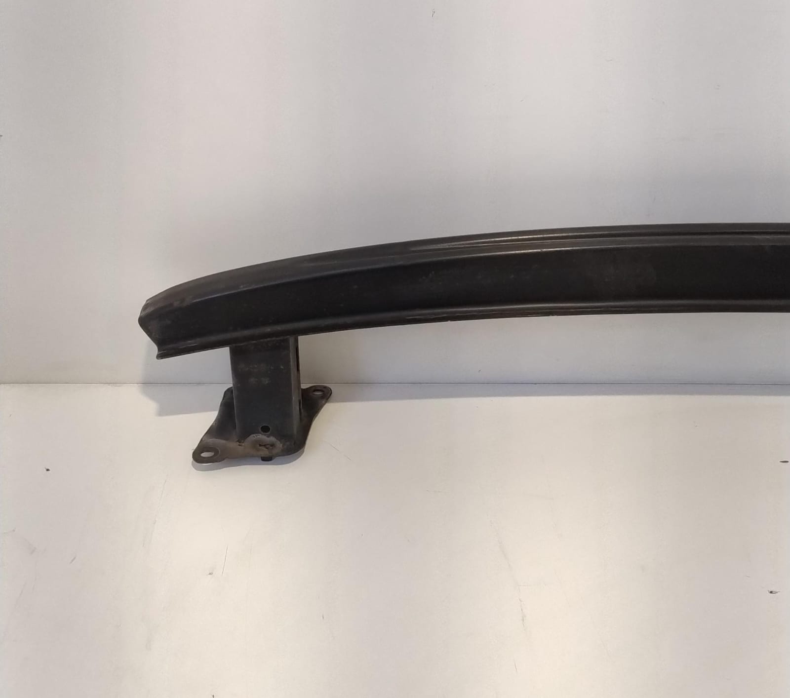 Traversa paraurti post.