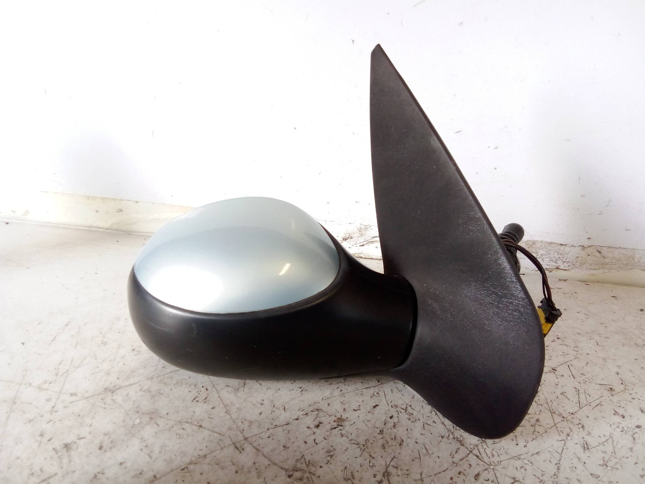 Retrovisore est. dx.