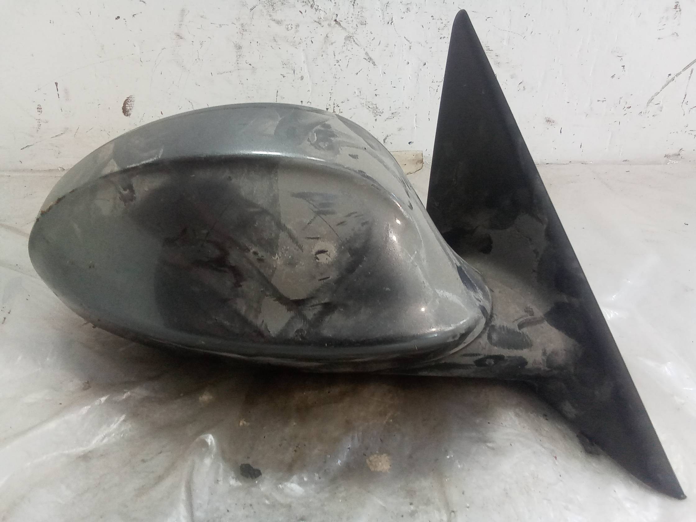 Retrovisore est. dx.